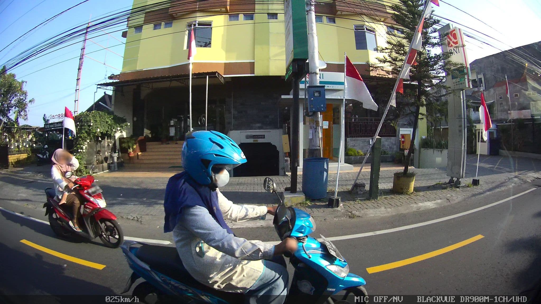 Street view near Heryon Hotel, Yogyakarta — © kaart_2 (CC BY-SA · Mapillary)