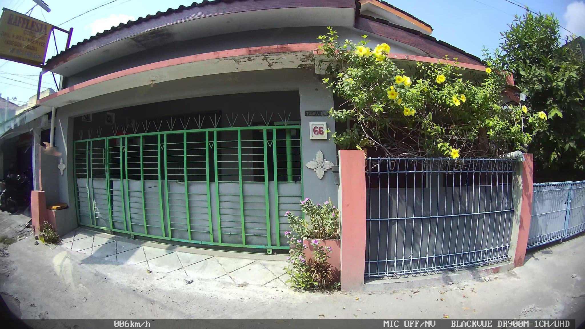 Street view near Hotel Graha Somaya, Yogyakarta — © kaart_1 (CC BY-SA · Mapillary)