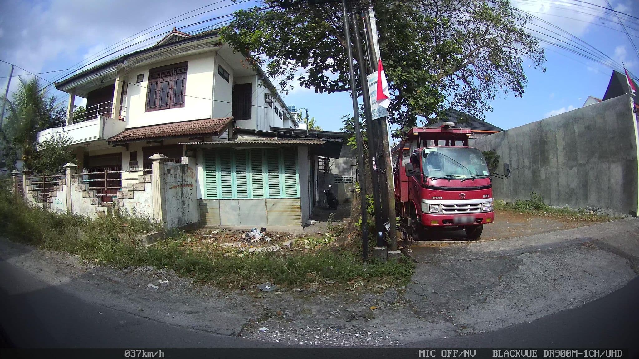 Street view near Arsa Canadara, Yogyakarta — © kaart_2 (CC BY-SA · Mapillary)
