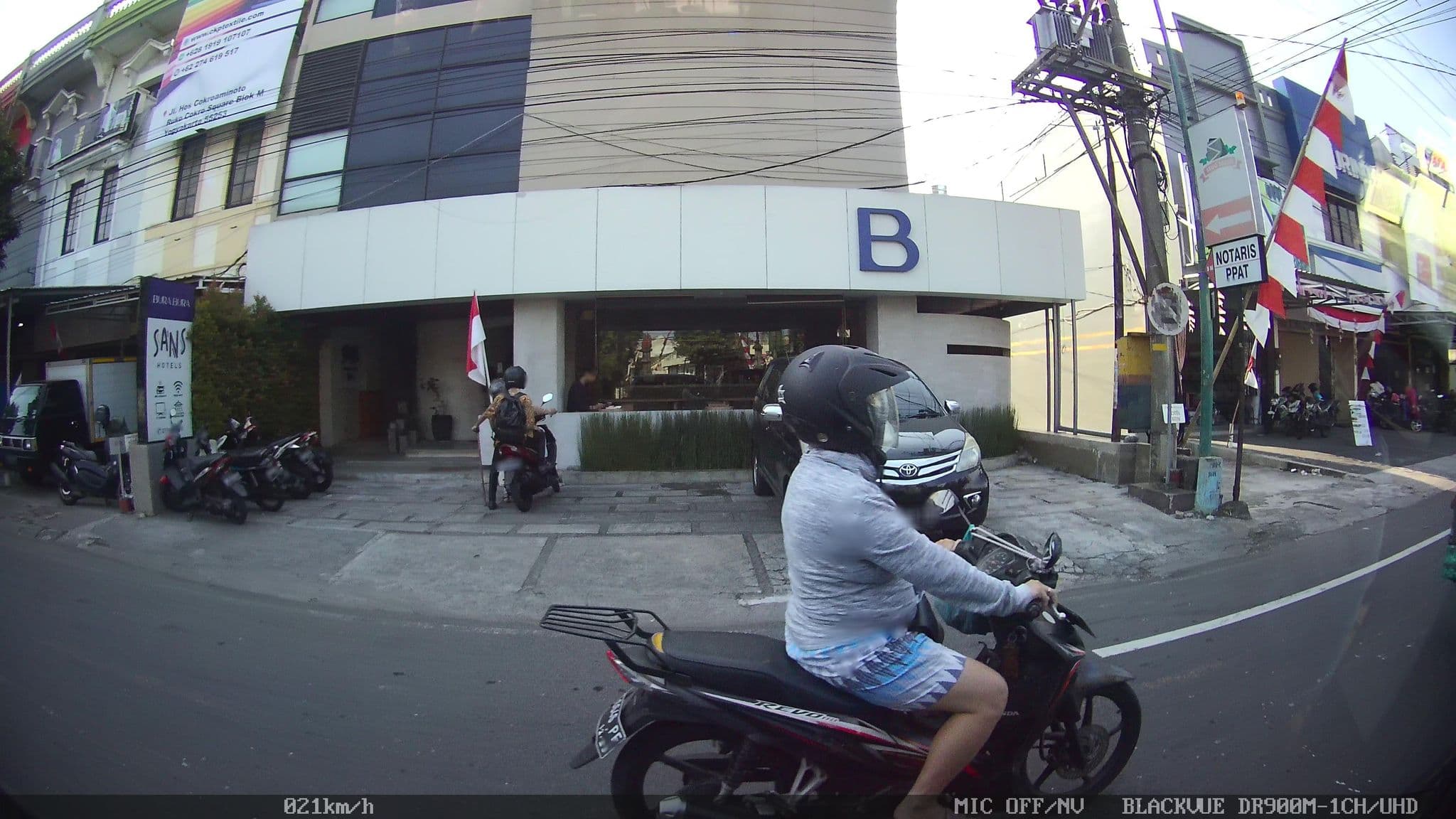 Street view near Ekon Hotel, Yogyakarta — © kaart5 (CC BY-SA · Mapillary)