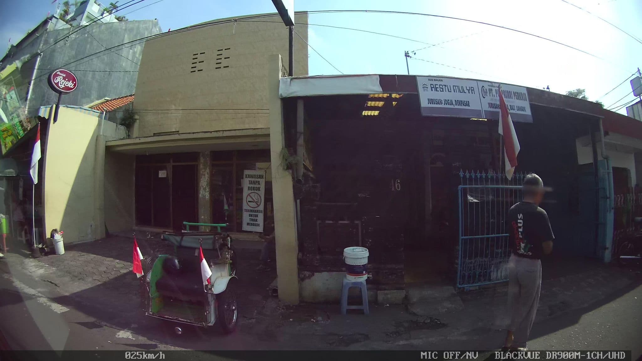 Street view near gloria amanda hotel, Yogyakarta — © kaart5 (CC BY-SA · Mapillary)