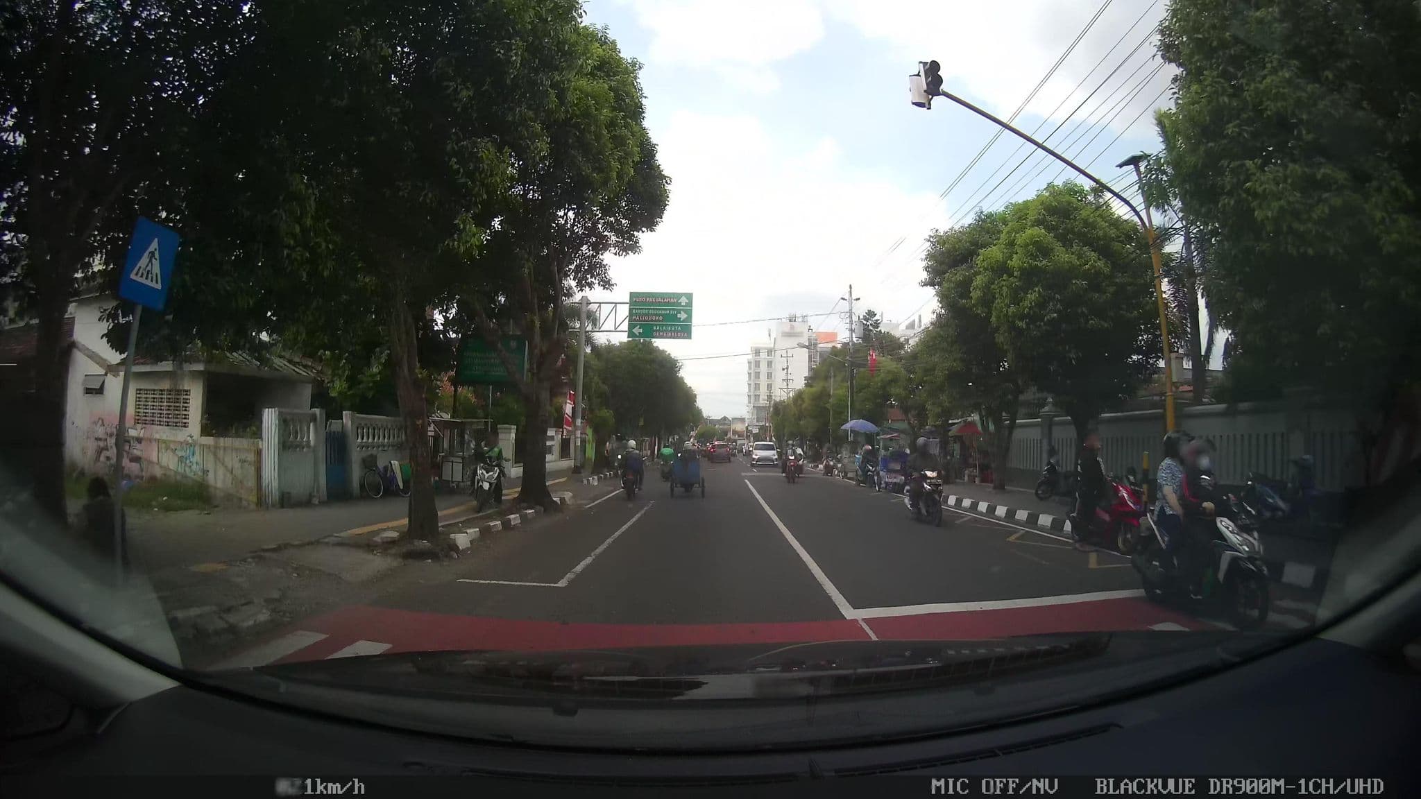 Street view near Kalingga Hotel, Yogyakarta — © kaart_2 (CC BY-SA · Mapillary)