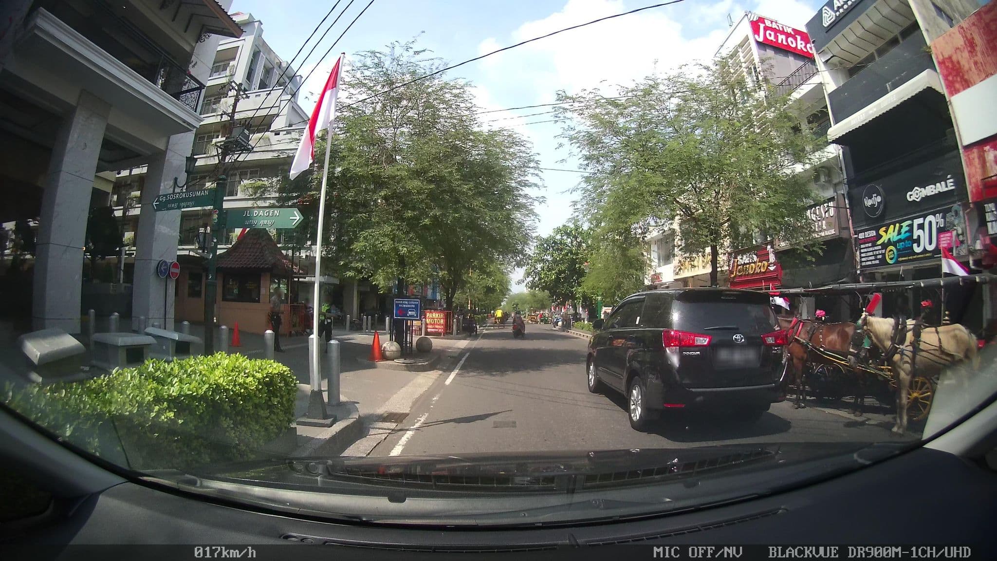Street view near ATM BNI Hotel Mutiara, Yogyakarta — © kaart5 (CC BY-SA · Mapillary)
