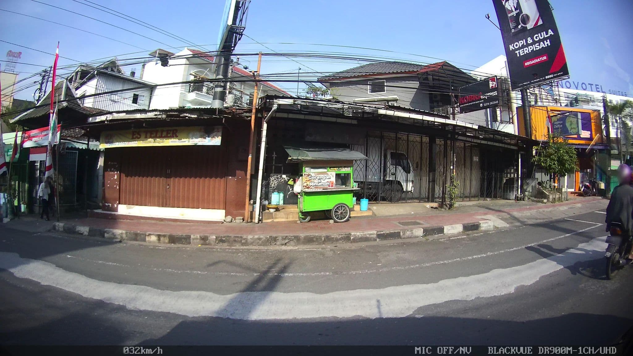Street view near Gaotama Hotel, Yogyakarta — © kaart5 (CC BY-SA · Mapillary)