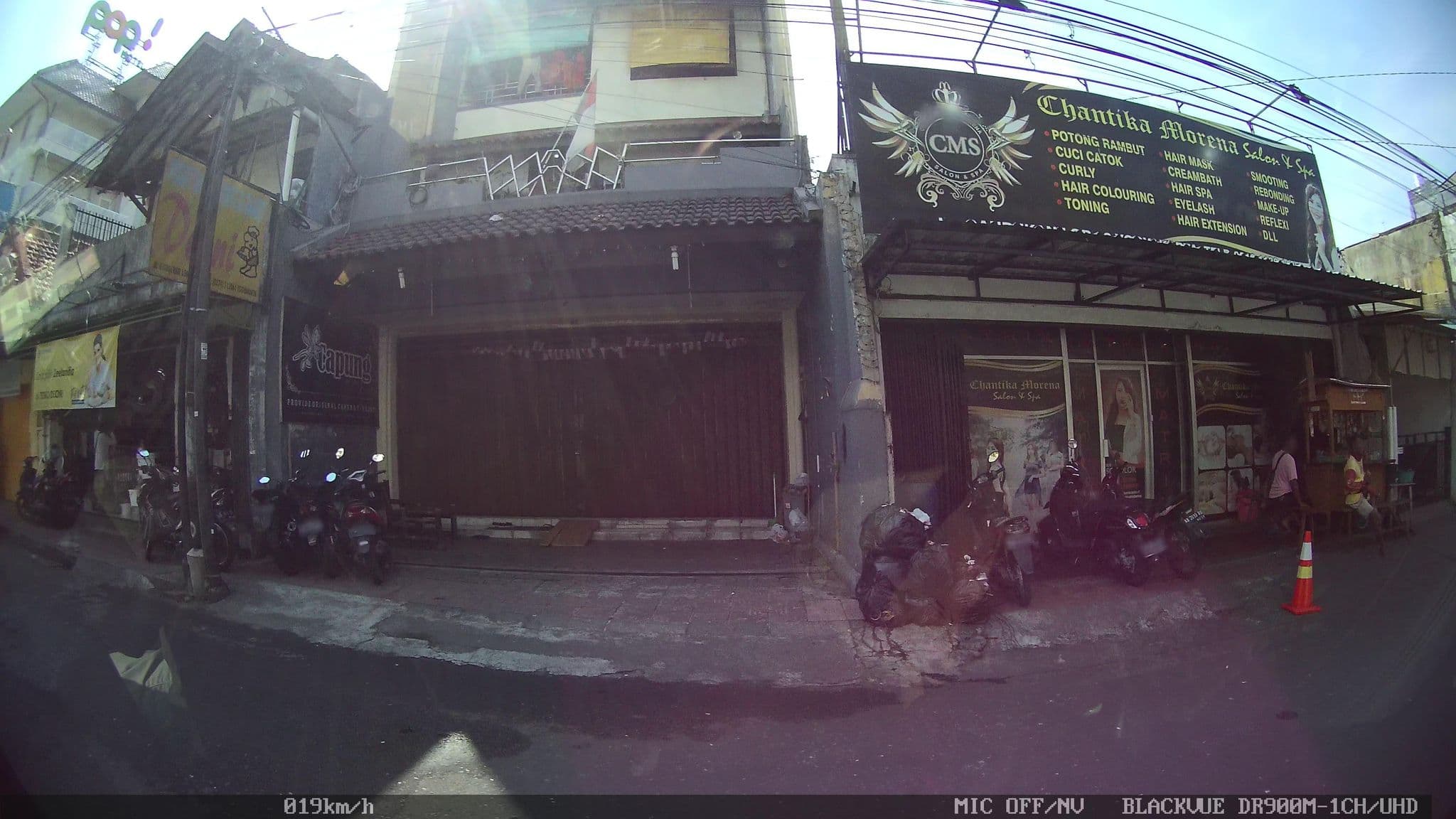 Street view near Proyek Prima Inn Hotel, Yogyakarta — © kaart5 (CC BY-SA · Mapillary)