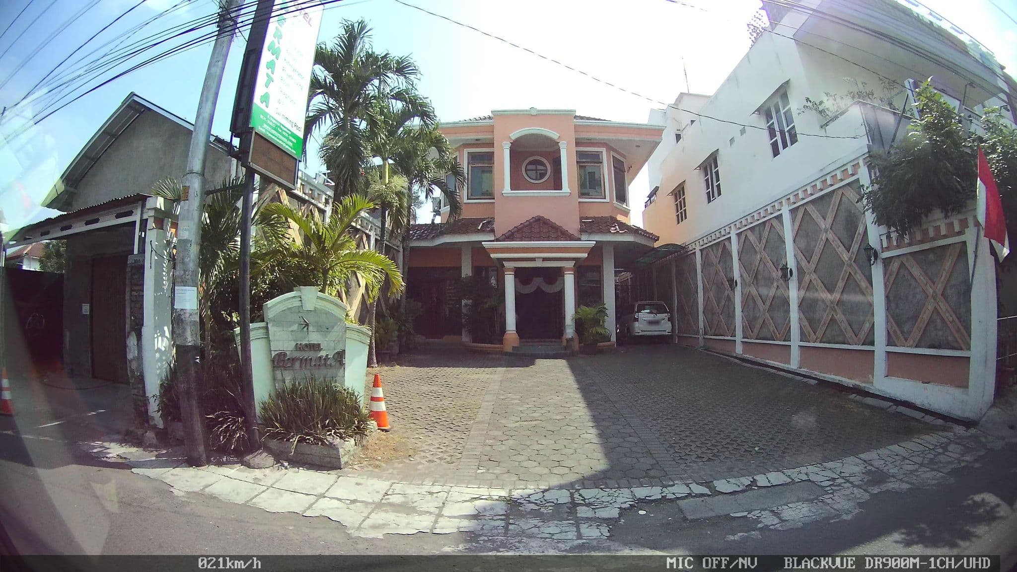 Street view near Permata Hotel, Yogyakarta — © kaart_2 (CC BY-SA · Mapillary)