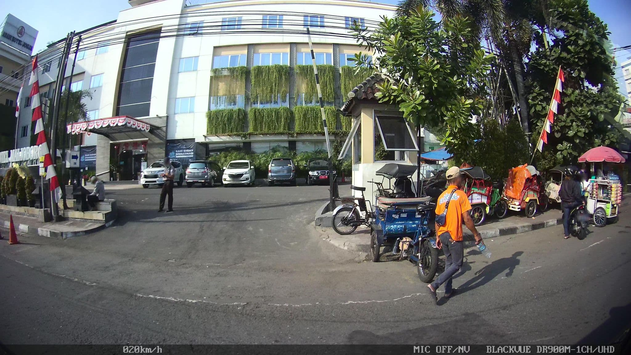 Street view near Room 322, Yogyakarta — © kaart_2 (CC BY-SA · Mapillary)