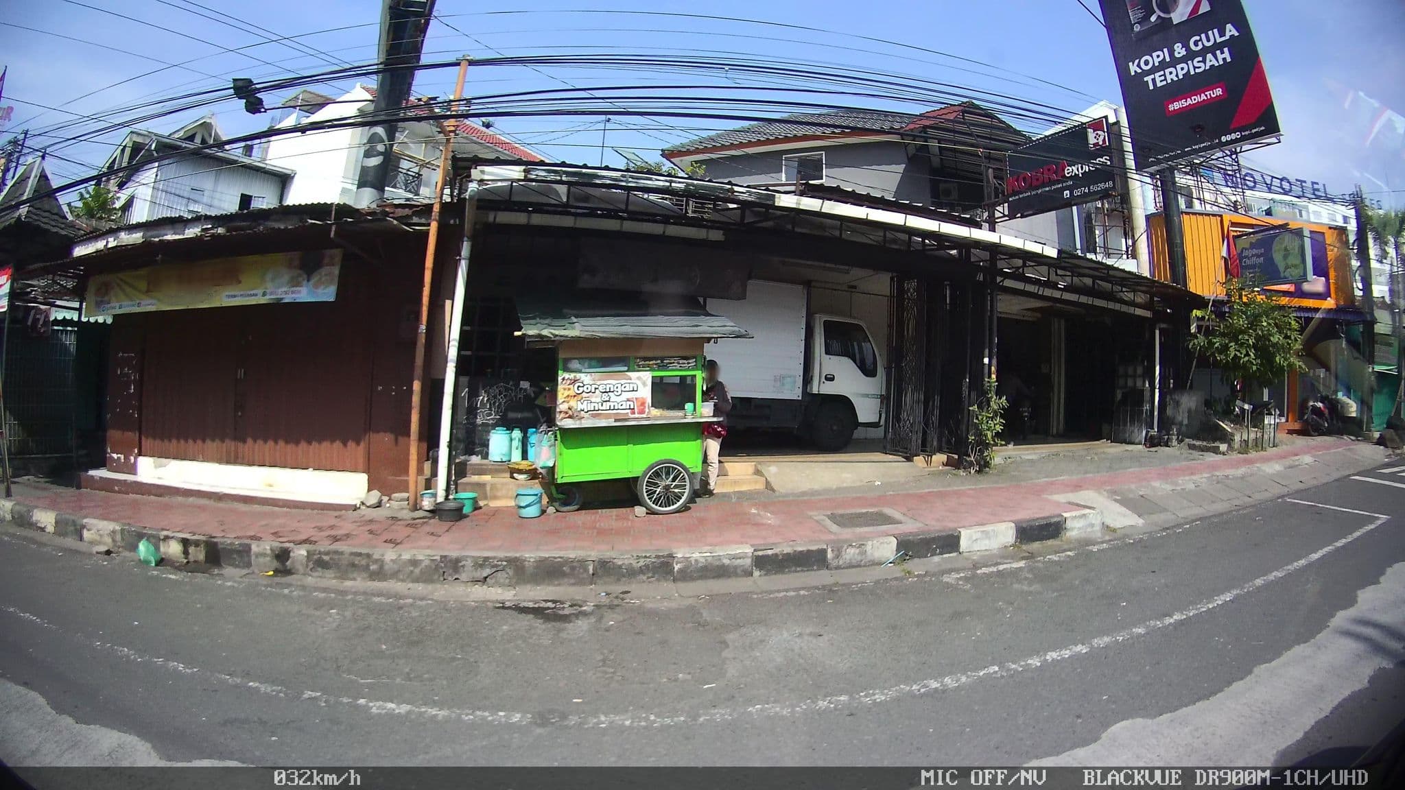 Street view near Akur Hotel, Yogyakarta — © kaart5 (CC BY-SA · Mapillary)
