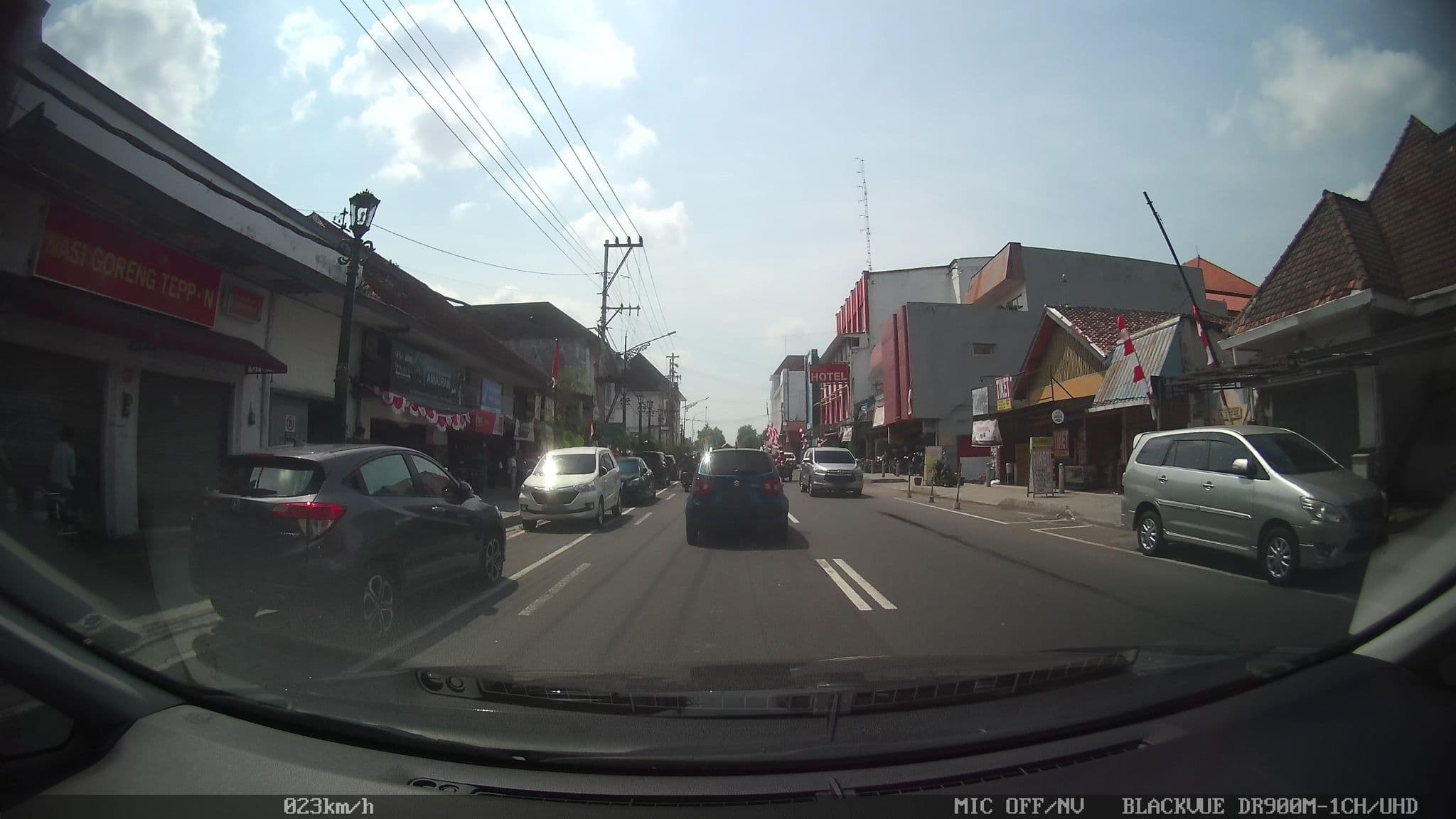 Street view near Hotel Yogya Kembali, Yogyakarta — © kaart5 (CC BY-SA · Mapillary)