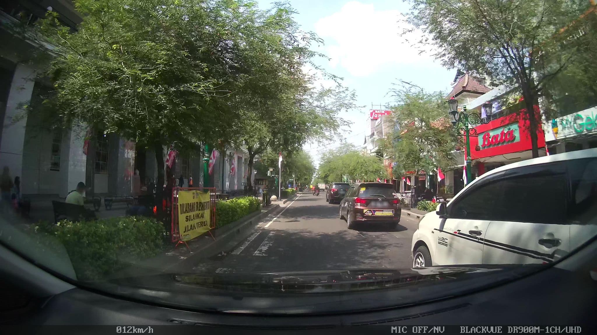 Street view near Hotel Puntodewo, Yogyakarta — © kaart5 (CC BY-SA · Mapillary)