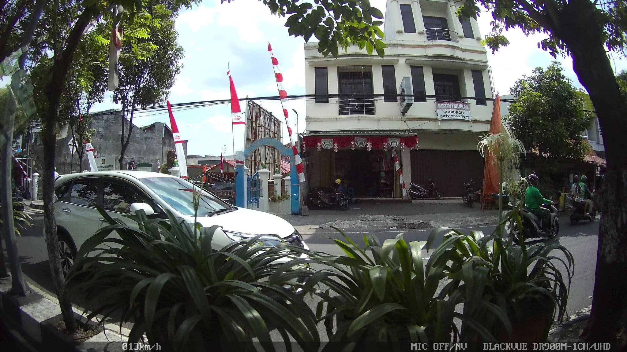 Street view near Hotel laxton, Yogyakarta — © kaart_1 (CC BY-SA · Mapillary)