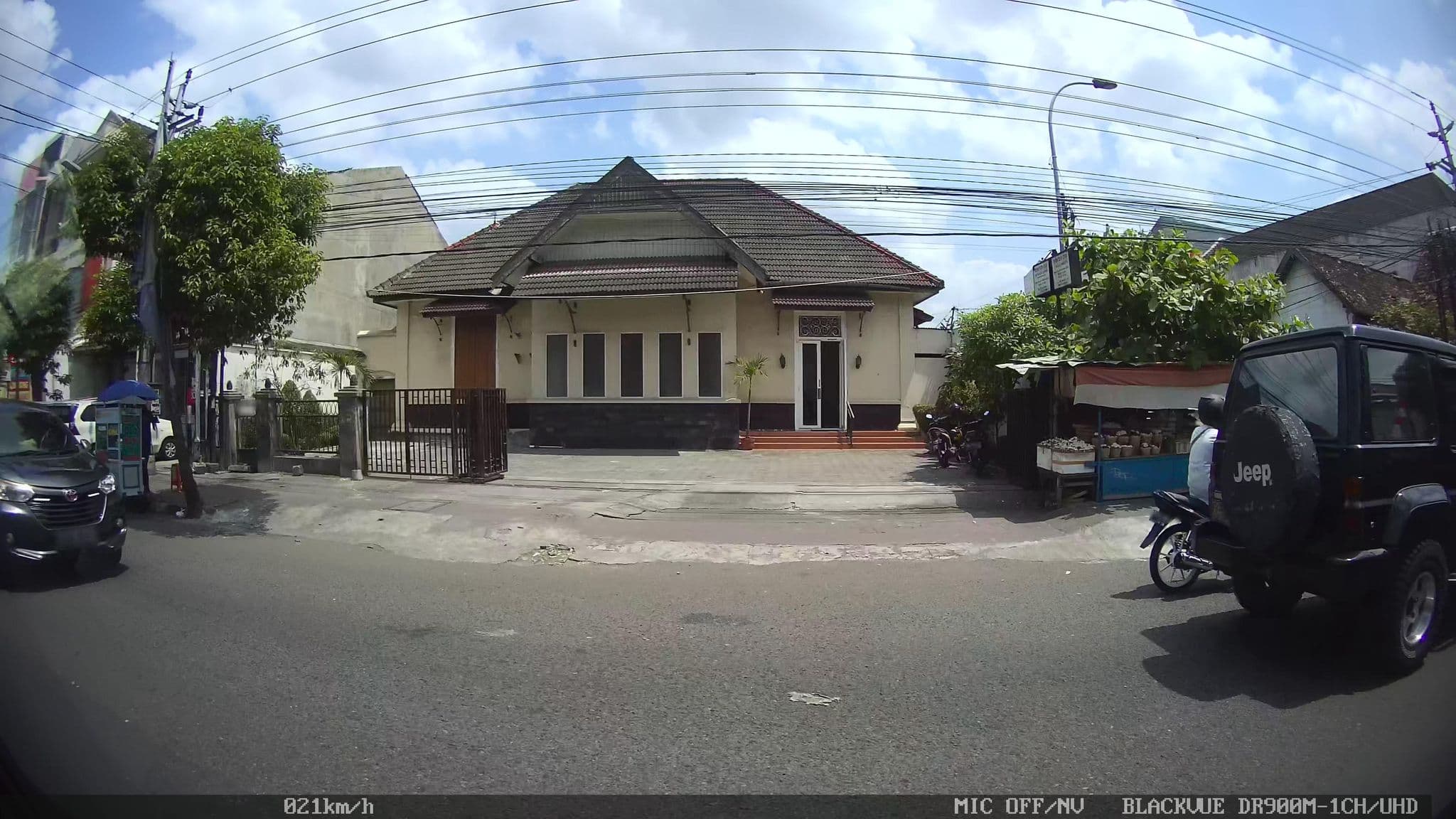 Street view near Hotel Dieng, Yogyakarta — © kaart_2 (CC BY-SA · Mapillary)