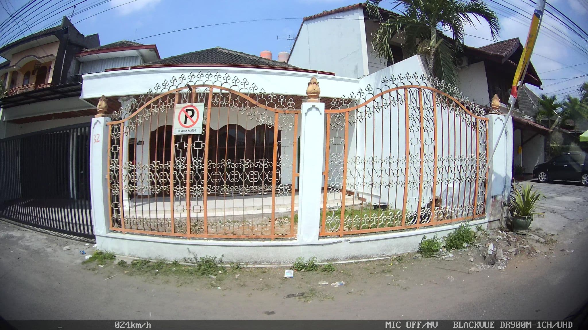 Street view near Emdi Guest House, Yogyakarta — © kaart_1 (CC BY-SA · Mapillary)