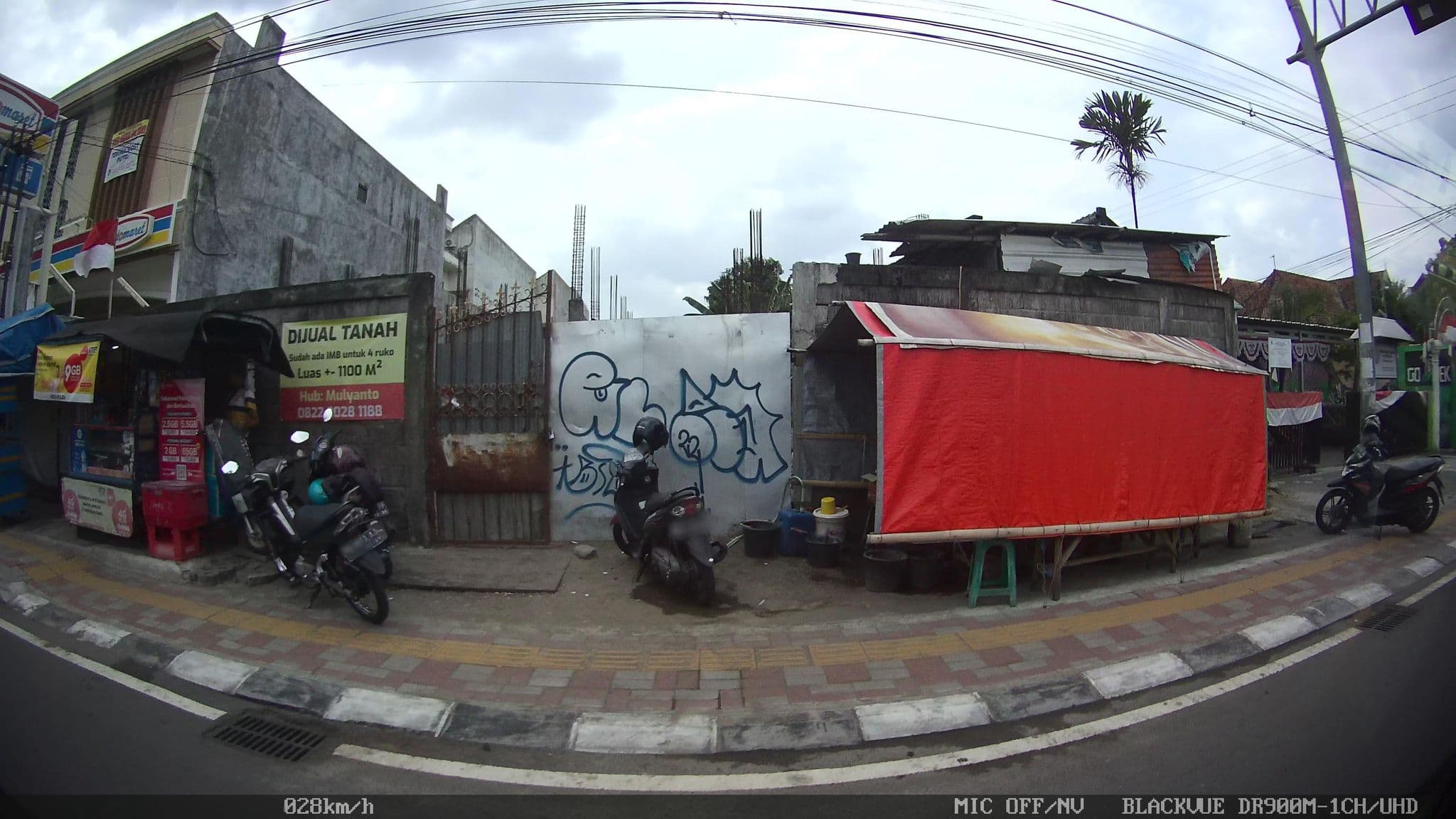 Street view near W60 Boarding House, Yogyakarta — © kaart_2 (CC BY-SA · Mapillary)