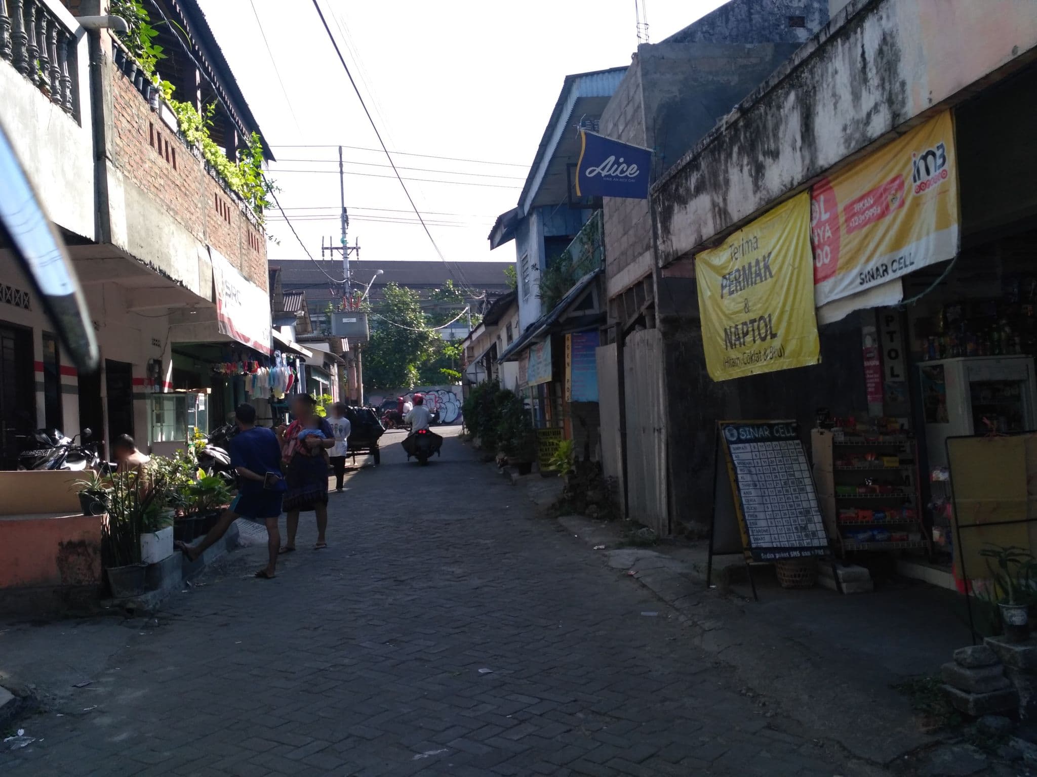 Street view near Bening Guesthouse, Yogyakarta — © dina_permata (CC BY-SA · Mapillary)