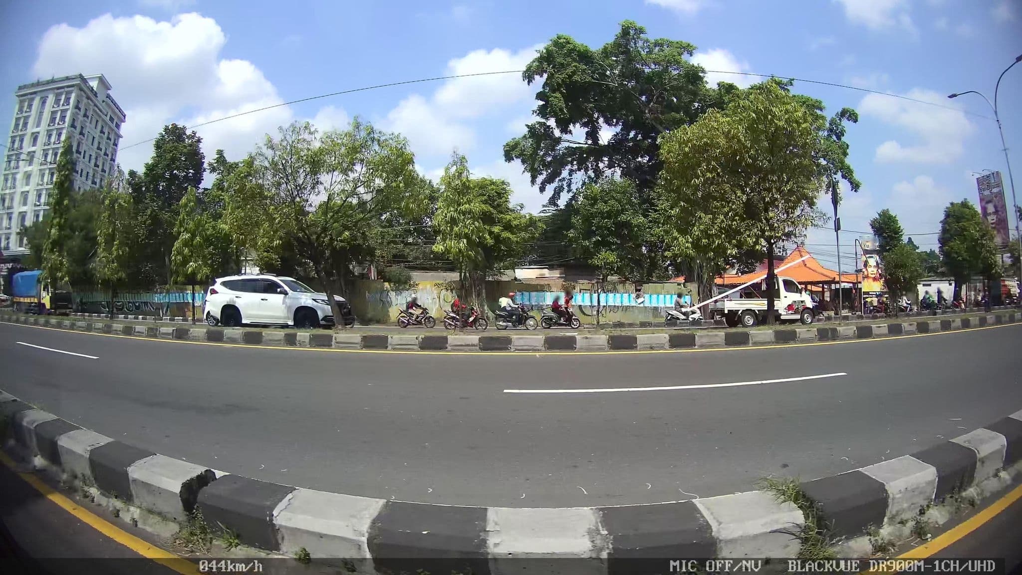 Street view near Kamar Ka Arie 1D, Melati — © kaart_2 (CC BY-SA · Mapillary)