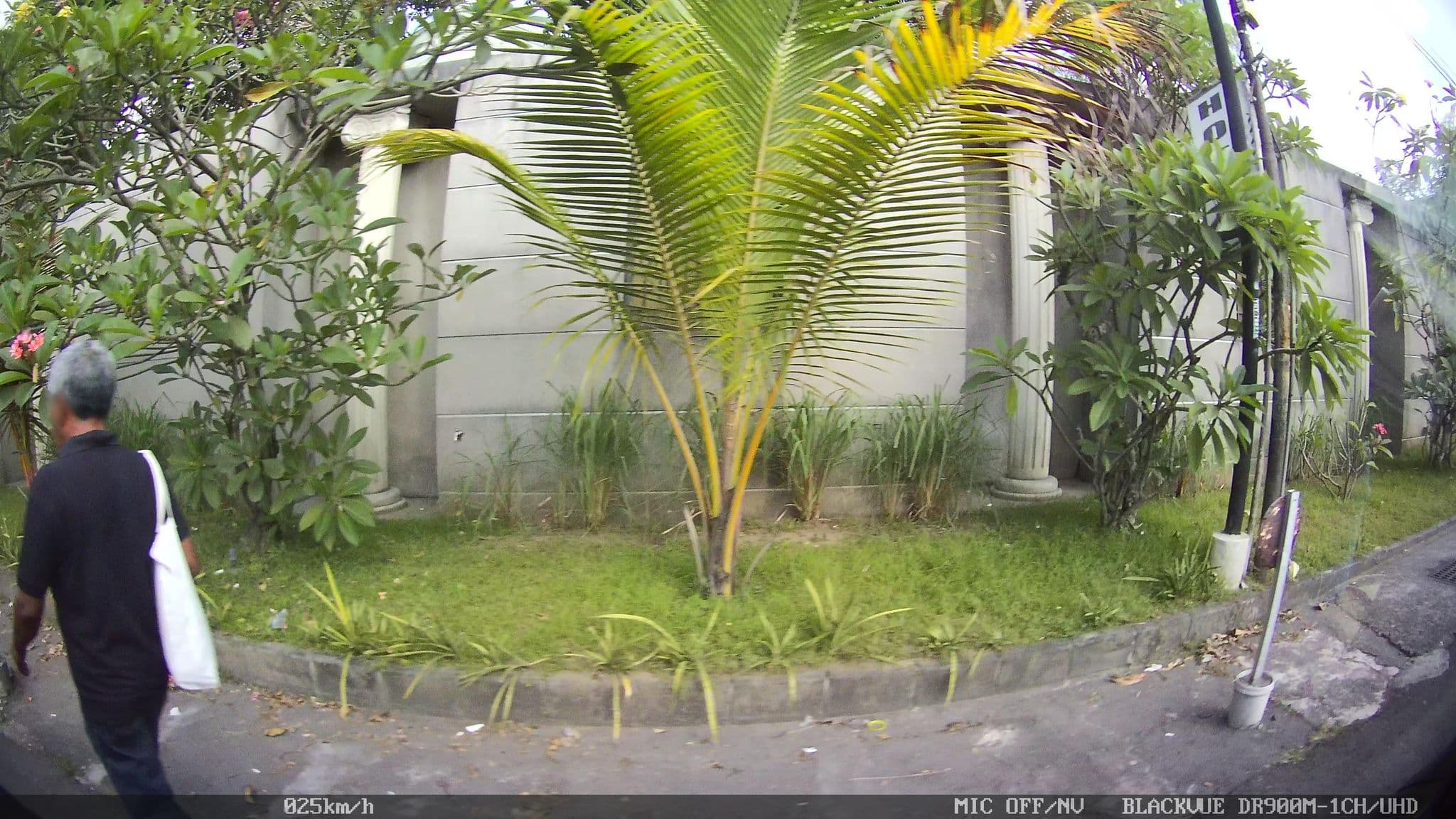 Street view near Puri Artha Hotel Jogyakarta Room 231, Yogyakarta — © kaart_2 (CC BY-SA · Mapillary)