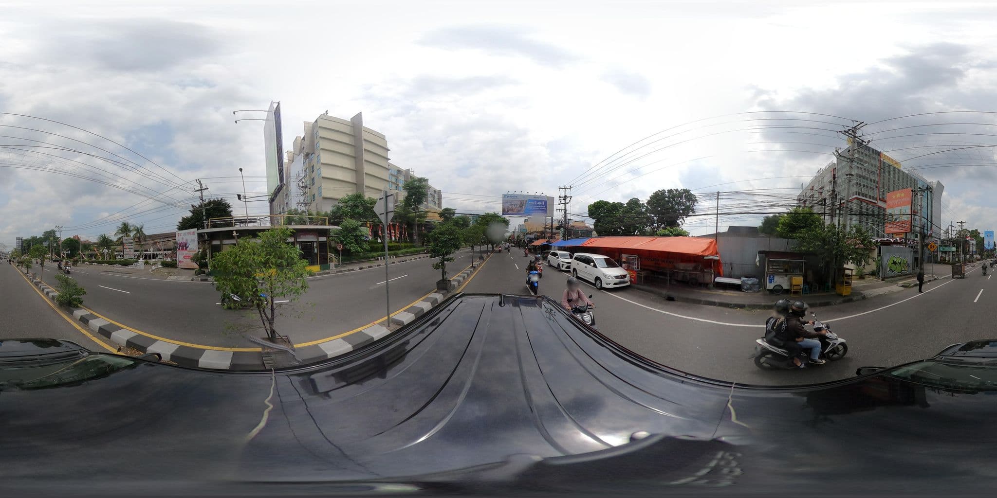 Street view near Room 102, Yogyakarta — © kaart_360 (CC BY-SA · Mapillary)