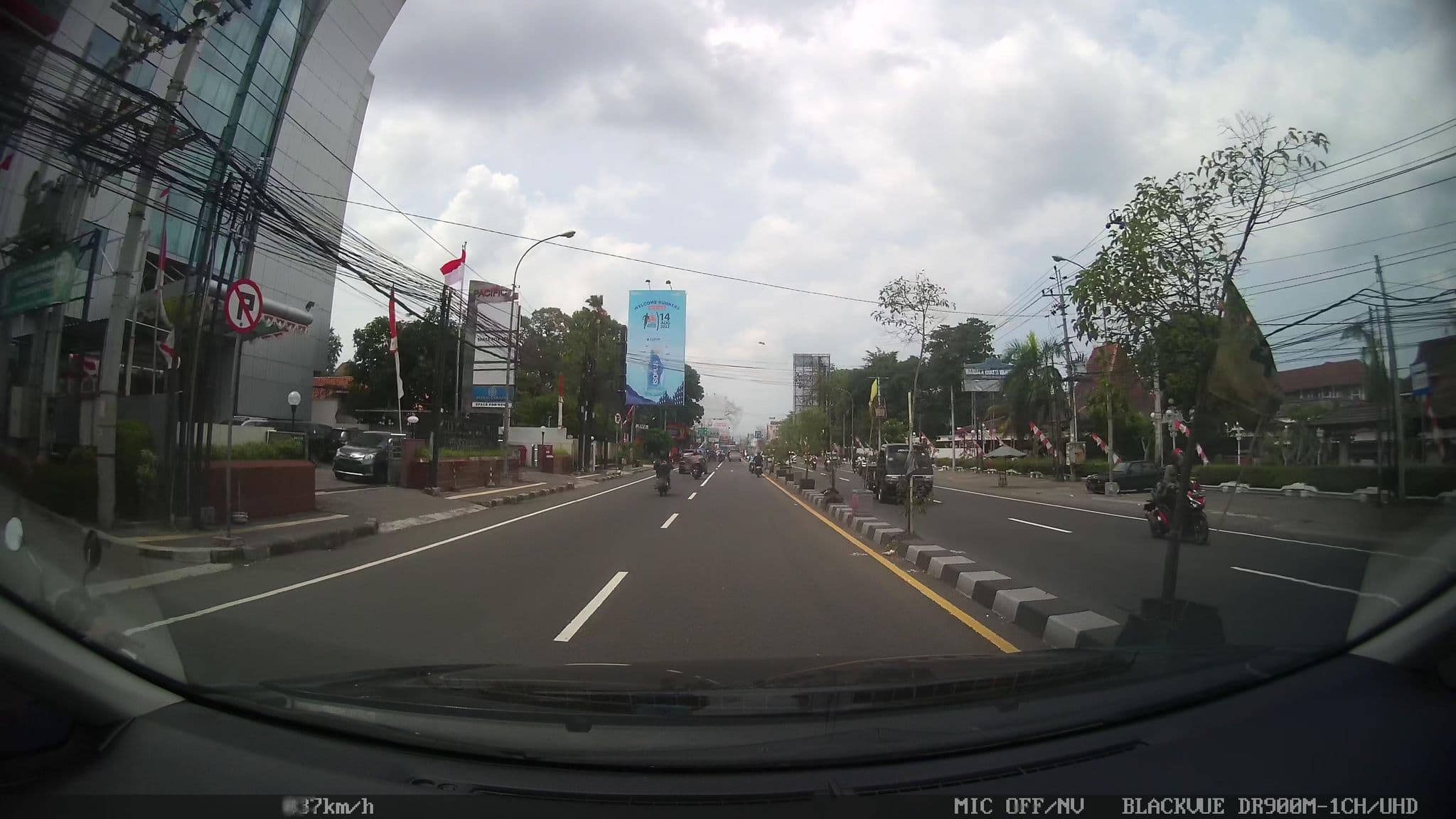Street view near Red Dot Hotel Yogyakarta, Yogyakarta — © kaart_2 (CC BY-SA · Mapillary)