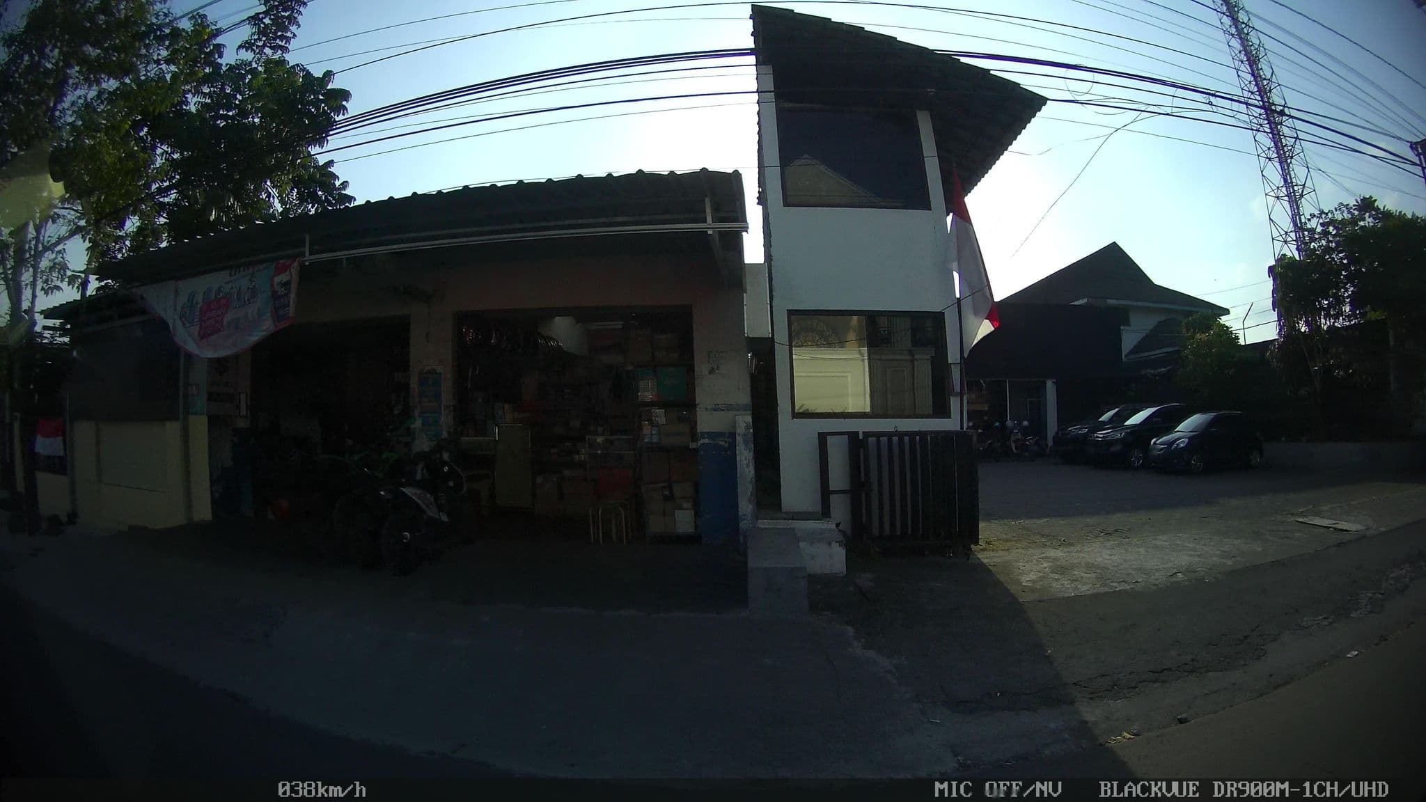 Street view near Ros-in Hotel, Yogyakarta — © kaart_2 (CC BY-SA · Mapillary)