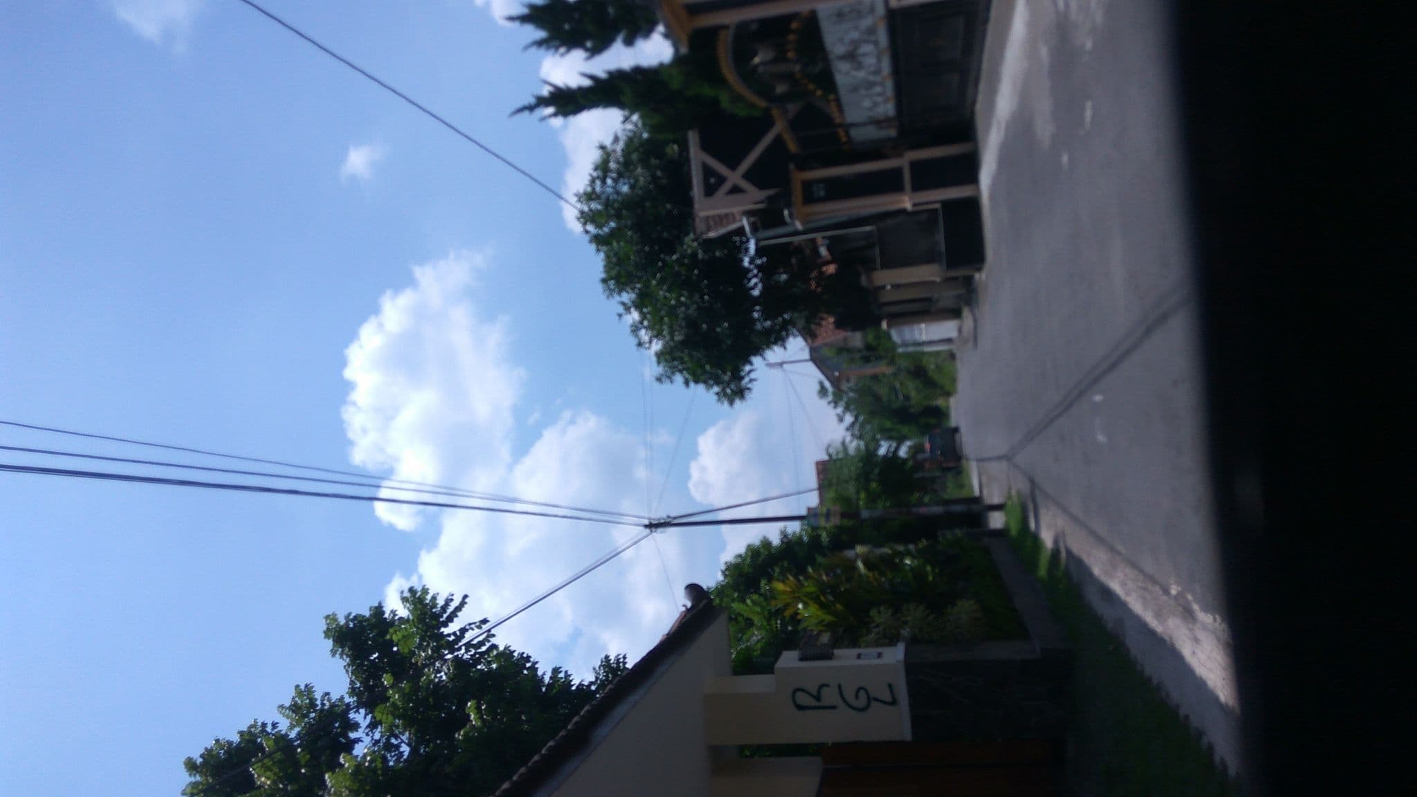 Street view near Red Dot Hotel, Melati — © hestiningsih (CC BY-SA · Mapillary)