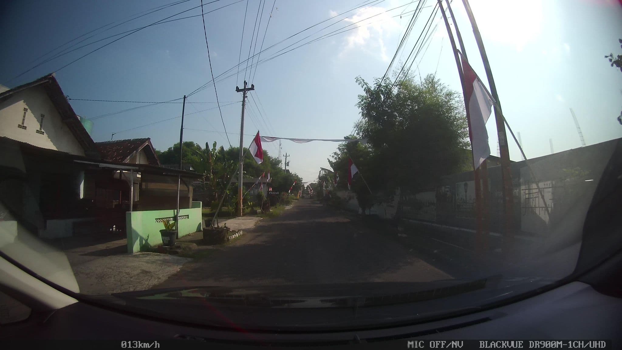 Street view near JW Marriot Hartono Hotel, Melati — © kaart5 (CC BY-SA · Mapillary)