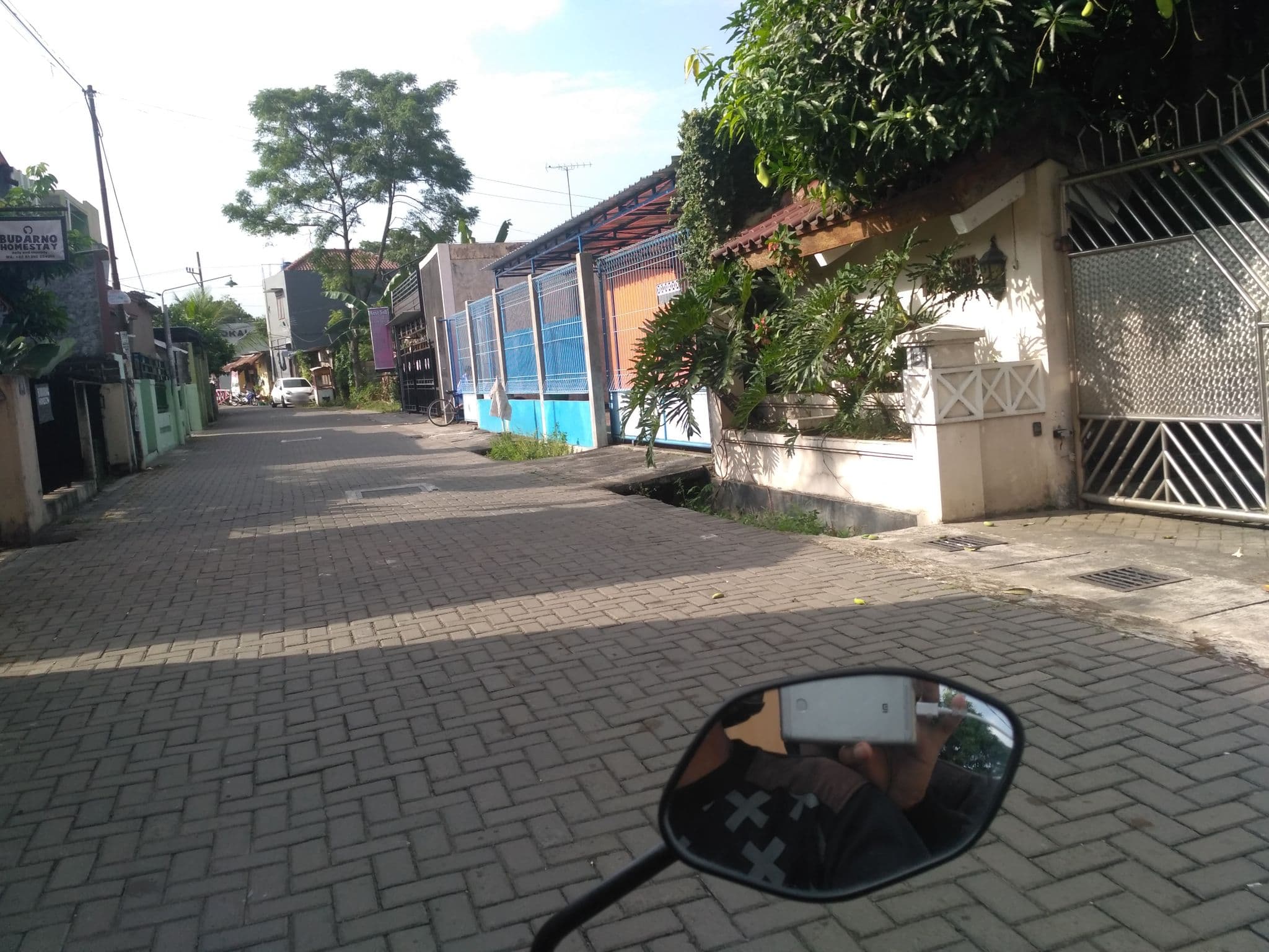 Street view near D'ajenk Boutique Guesthouse, Melati — © dina_permata (CC BY-SA · Mapillary)