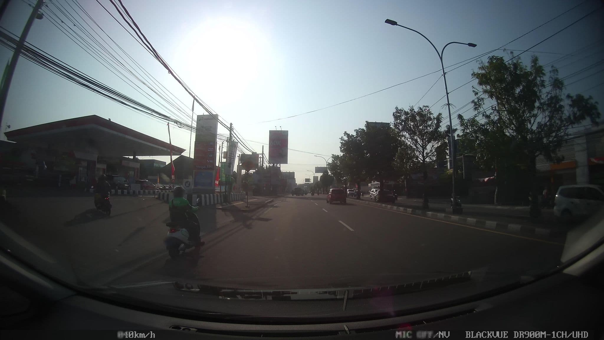 Street view near The Winotosastro Hotel, Yogyakarta — © kaart5 (CC BY-SA · Mapillary)