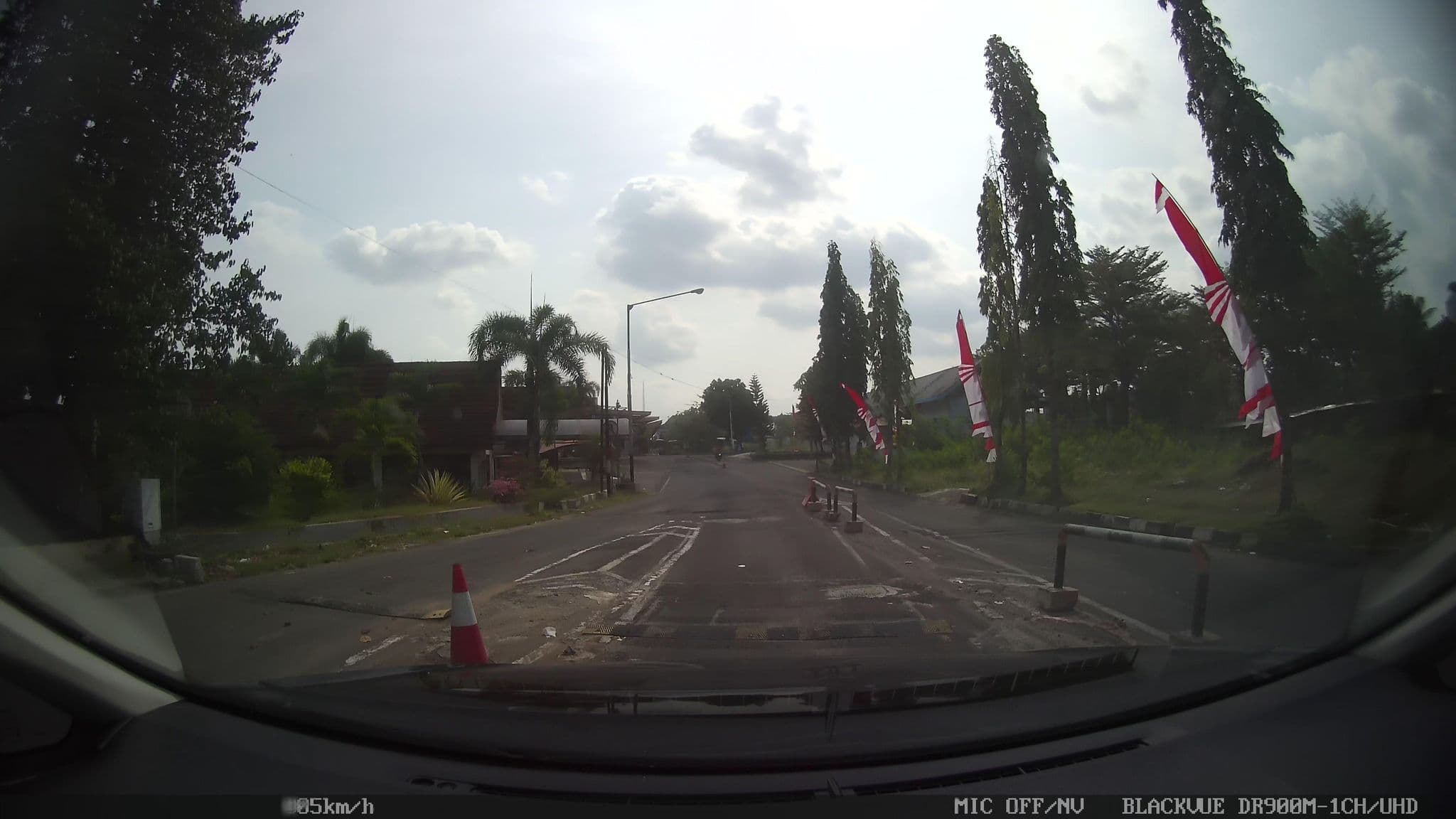 Street view near Royal Kuningan Hotel, Candi Prambanan — © kaart5 (CC BY-SA · Mapillary)