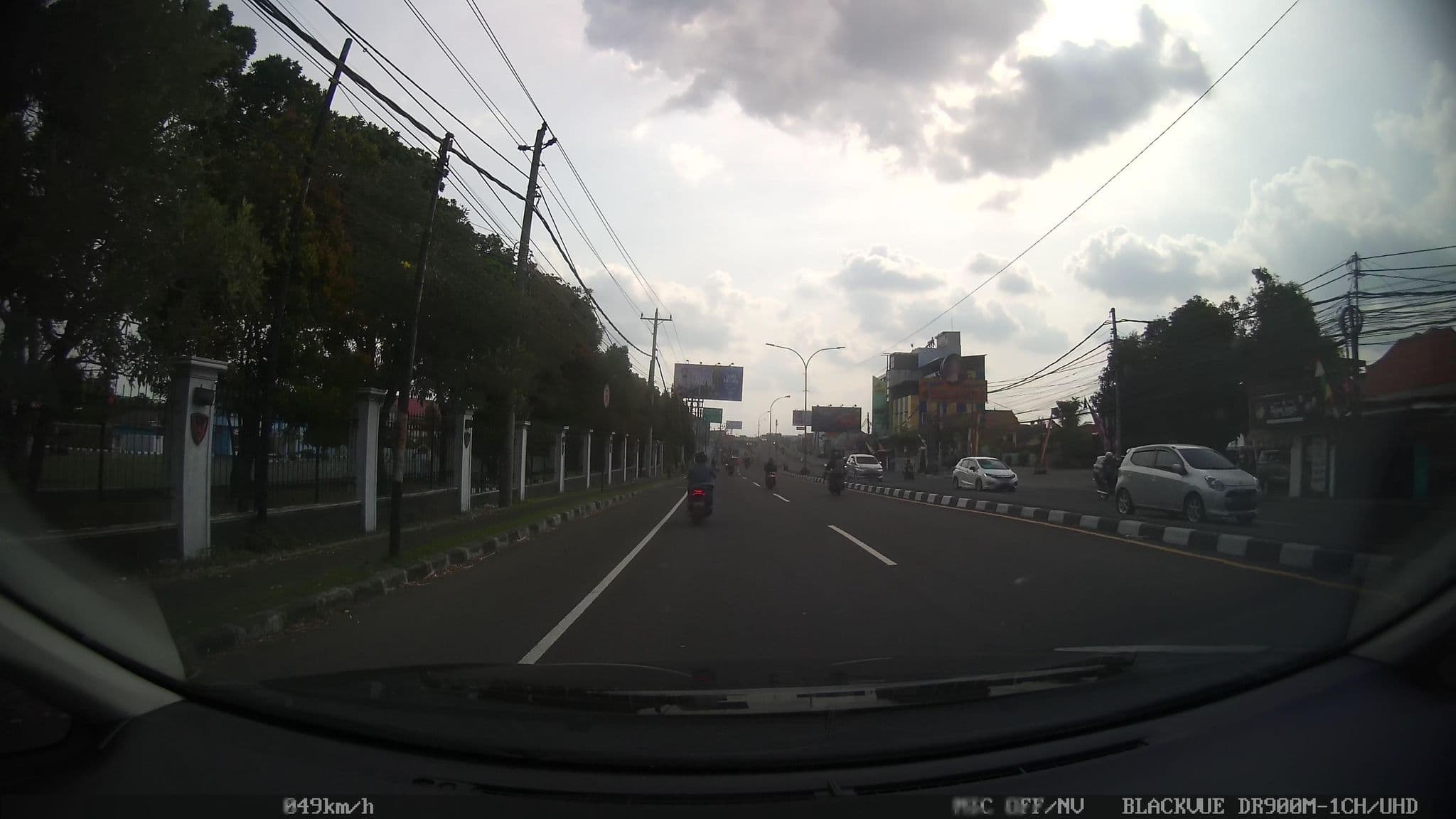 Street view near Lobby Sri Wedari Horel Jog, Yogyakarta — © kaart5 (CC BY-SA · Mapillary)