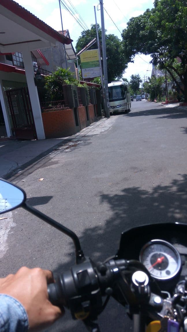 Street view near Kusuma Hotel, Melati — © hestiningsih (CC BY-SA · Mapillary)