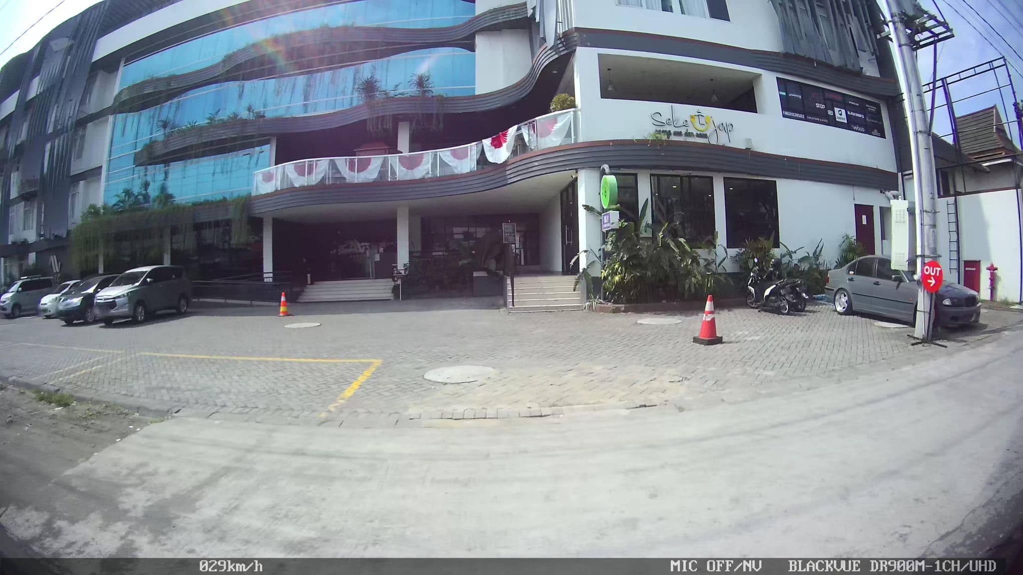 Street view near Aveon Hotel Yogyakarta, Melati — © kaart_1 (CC BY-SA · Mapillary)