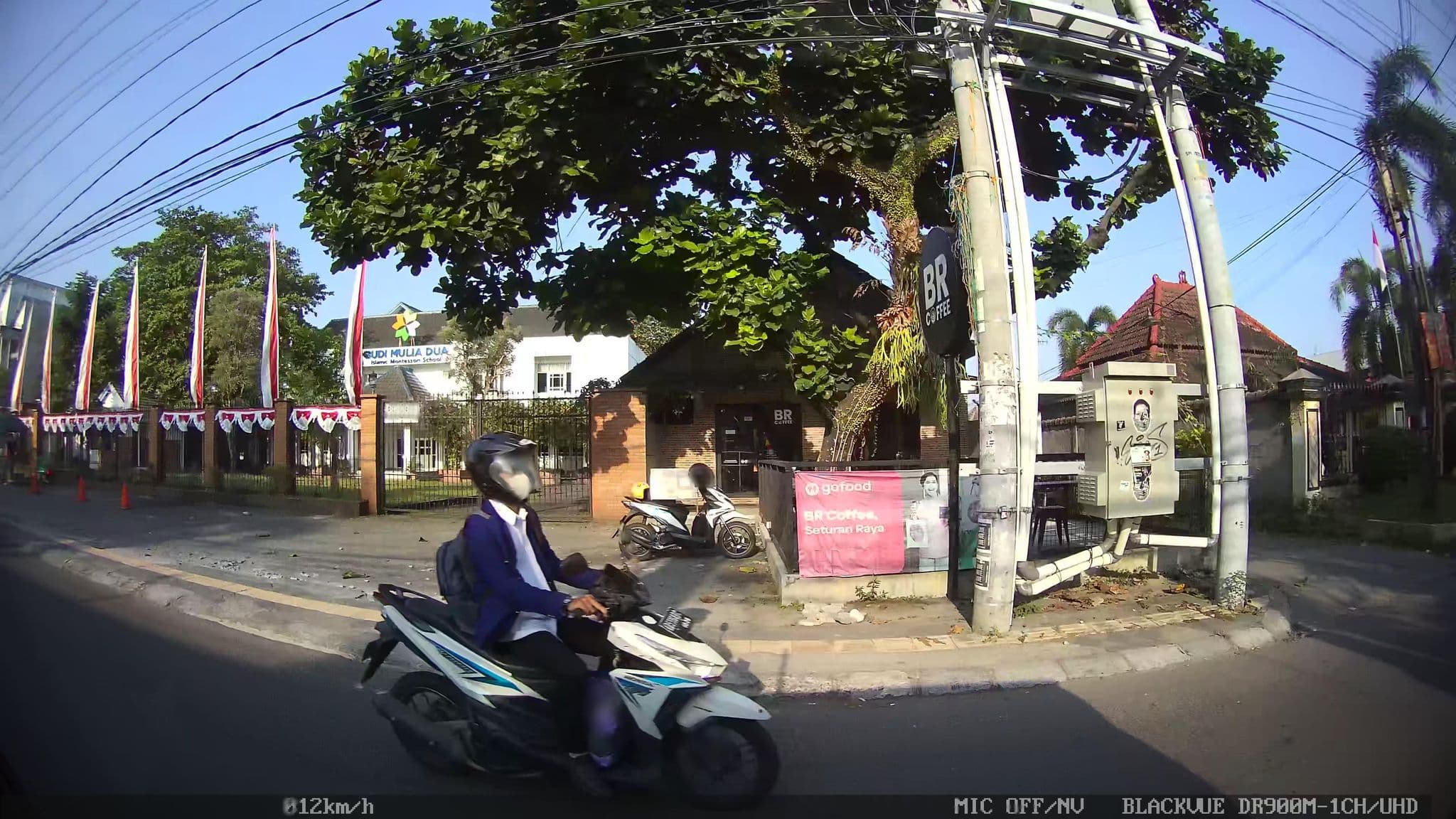 Street view near Hotel Pondok Seturan, Melati — © kaart5 (CC BY-SA · Mapillary)