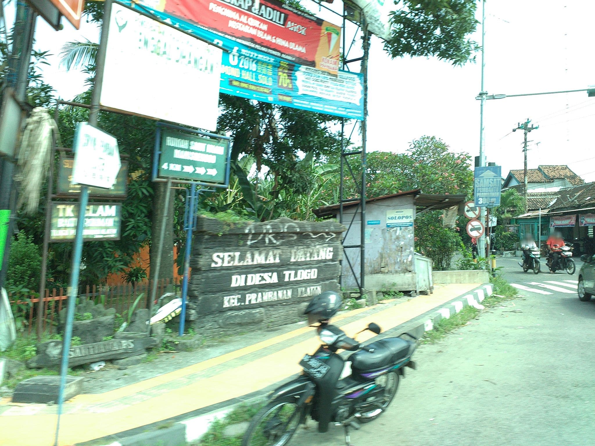 Street view near Hotel Colombo Inn, Candi Prambanan — © arizalkawamuna (CC BY-SA · Mapillary)