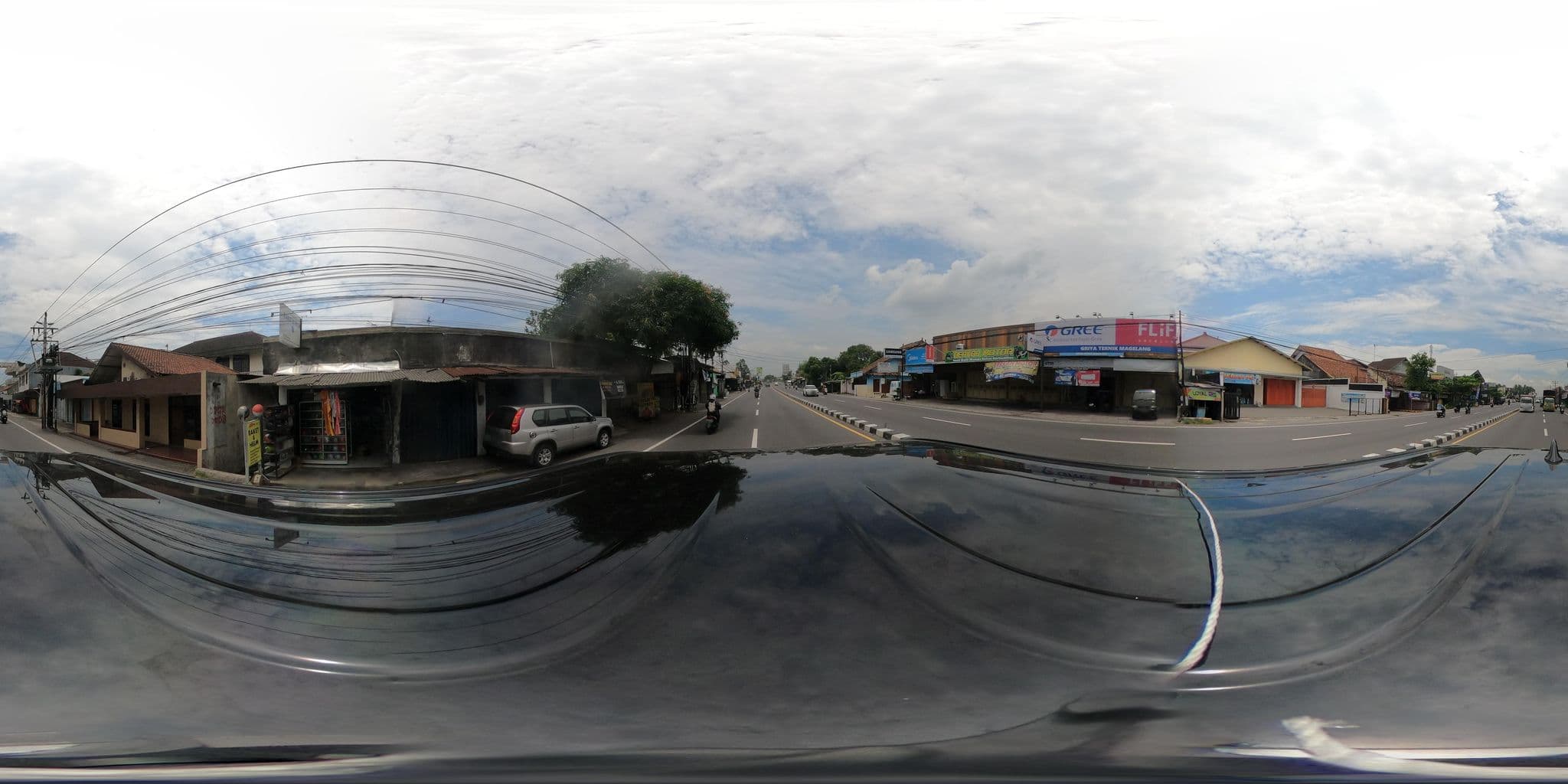 Street view near Hotel Sri MK, Muntilan — © rgtm_ryuiki (CC BY-SA · Mapillary)