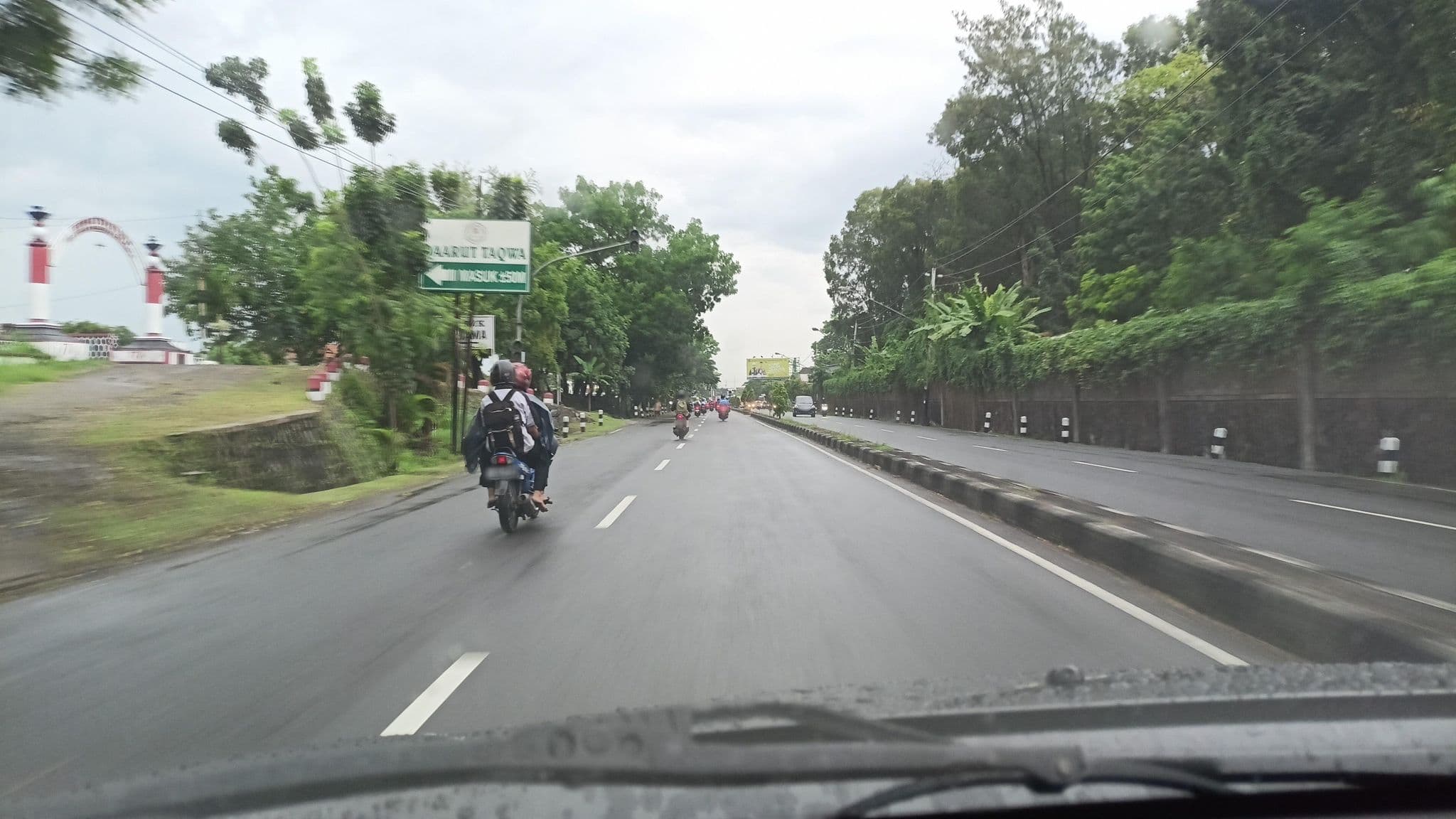 Street view near Prasasti, Surakarta — © ardi93 (CC BY-SA · Mapillary)