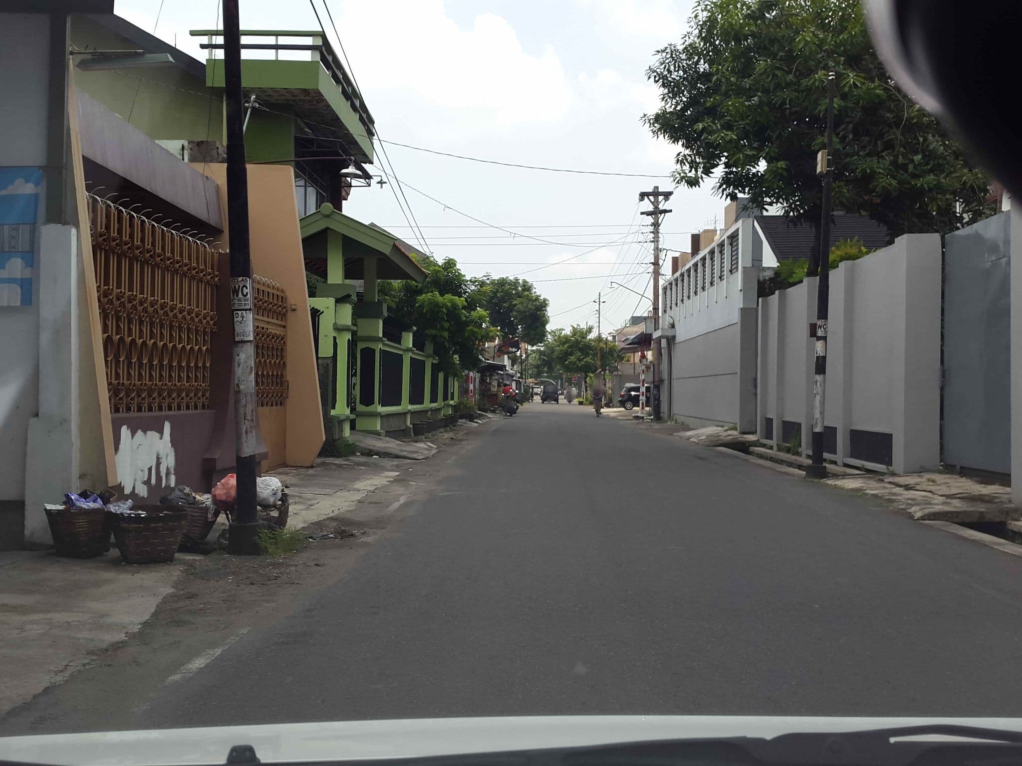 Street view near Hotel TRISARI Solo, Grogol — © roadroid (CC BY-SA · Mapillary)