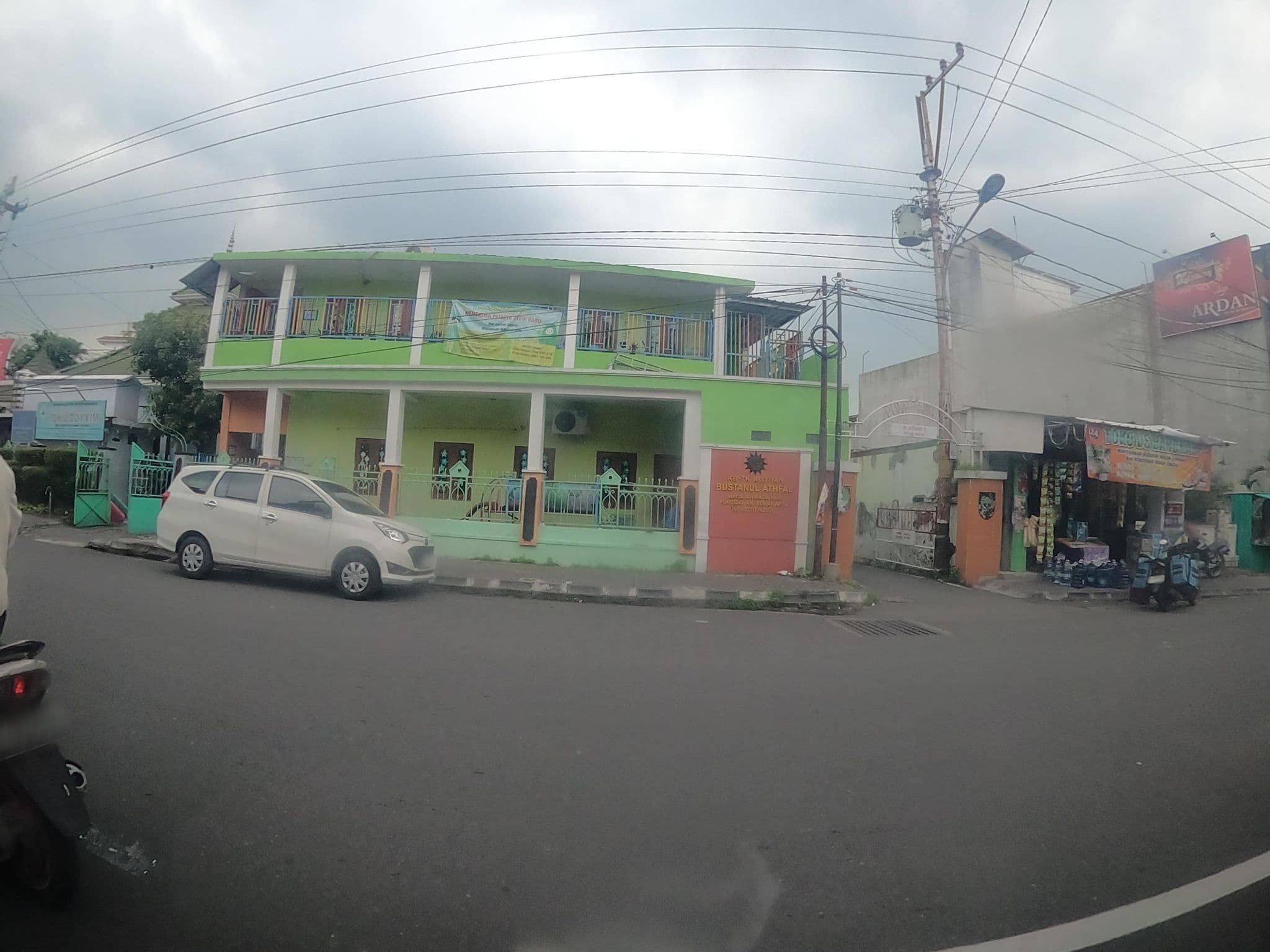 Street view near Artotel Hotel, Surakarta — © rgtm_ryuiki (CC BY-SA · Mapillary)