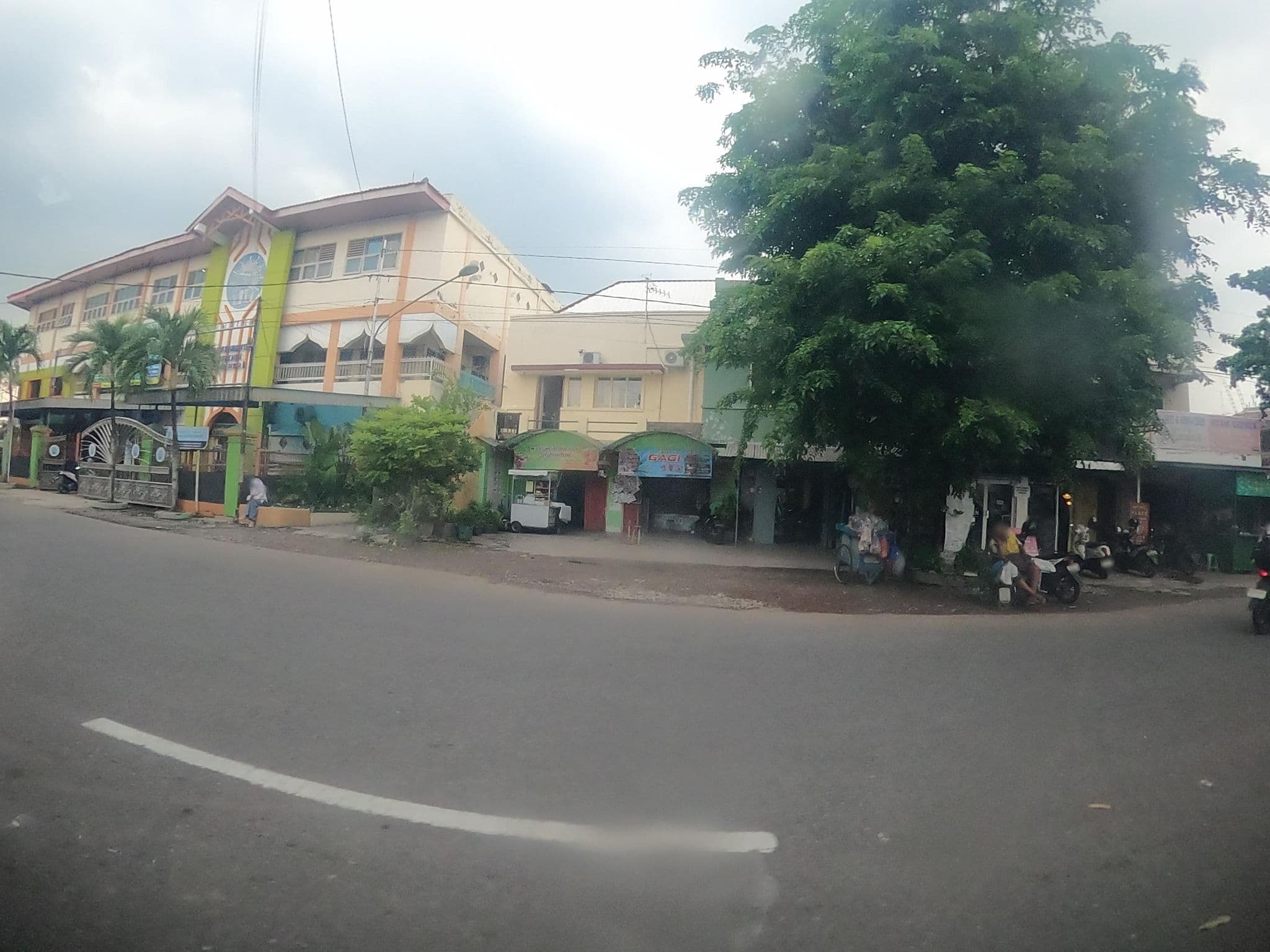 Street view near Hotel pondok indah tawangmangu, Surakarta — © rgtm_ryuiki (CC BY-SA · Mapillary)