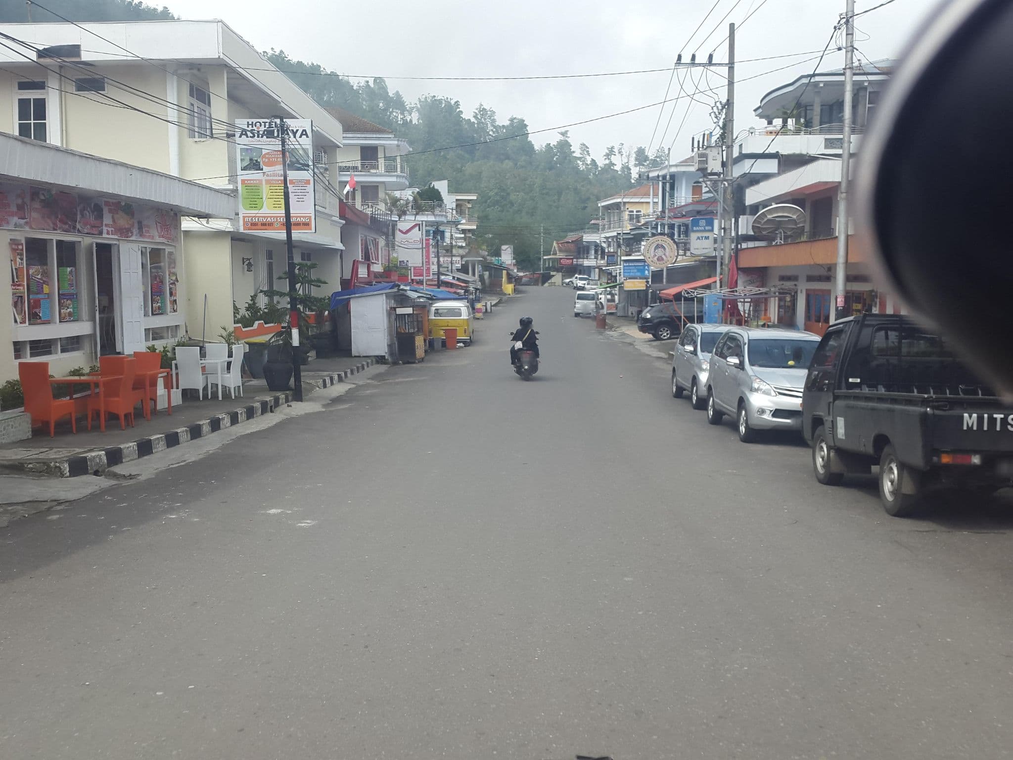 Street view near Hotel Merah2 Sarangan, Jatiroto — © roadroid (CC BY-SA · Mapillary)