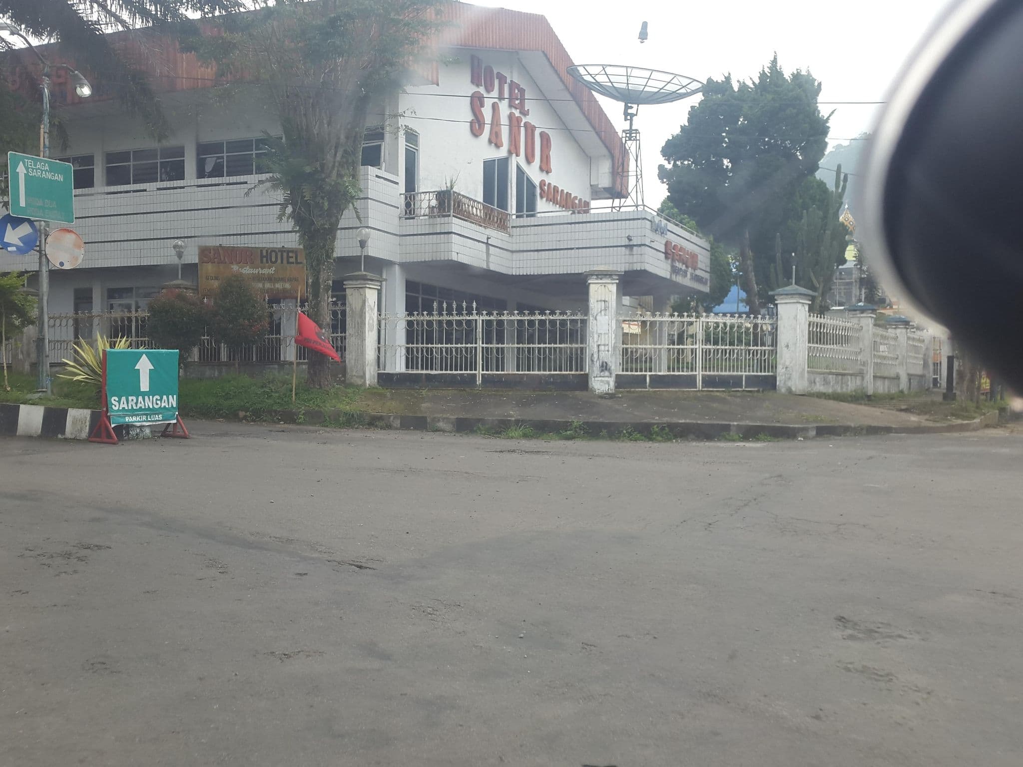 Street view near Villa Atas Warung Sarangan, Jatiroto — © roadroid (CC BY-SA · Mapillary)