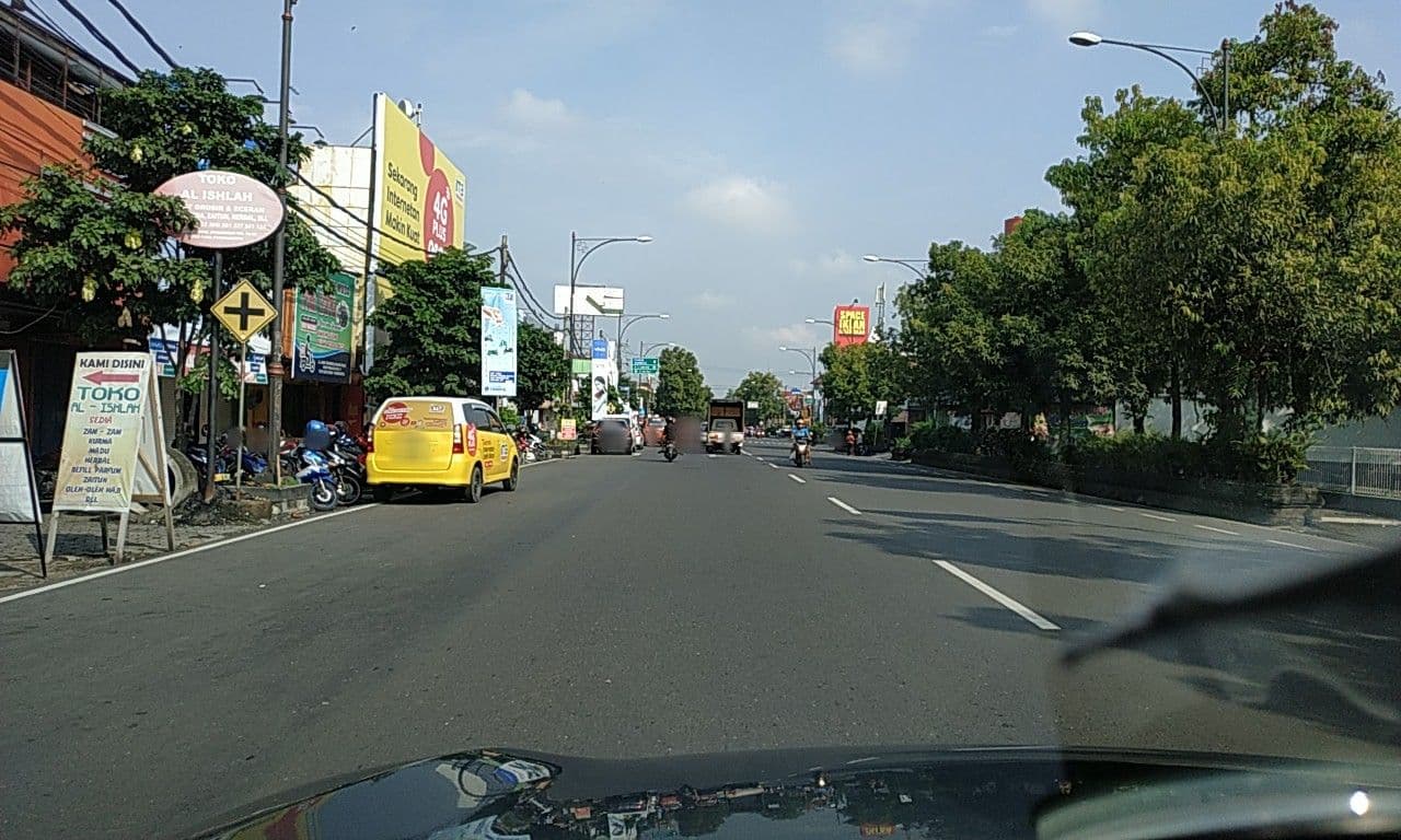 Street view near Hotel santika bogor, Purwokerto — © riyadiwibowo (CC BY-SA · Mapillary)