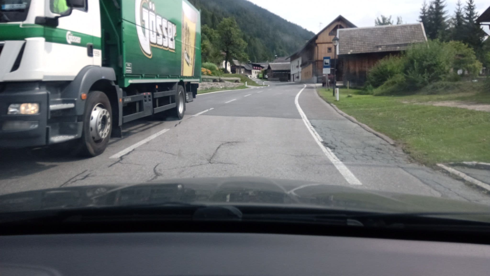 Street view near die weisse Wand, Steinfeld — © christianertler (CC BY-SA · Mapillary)