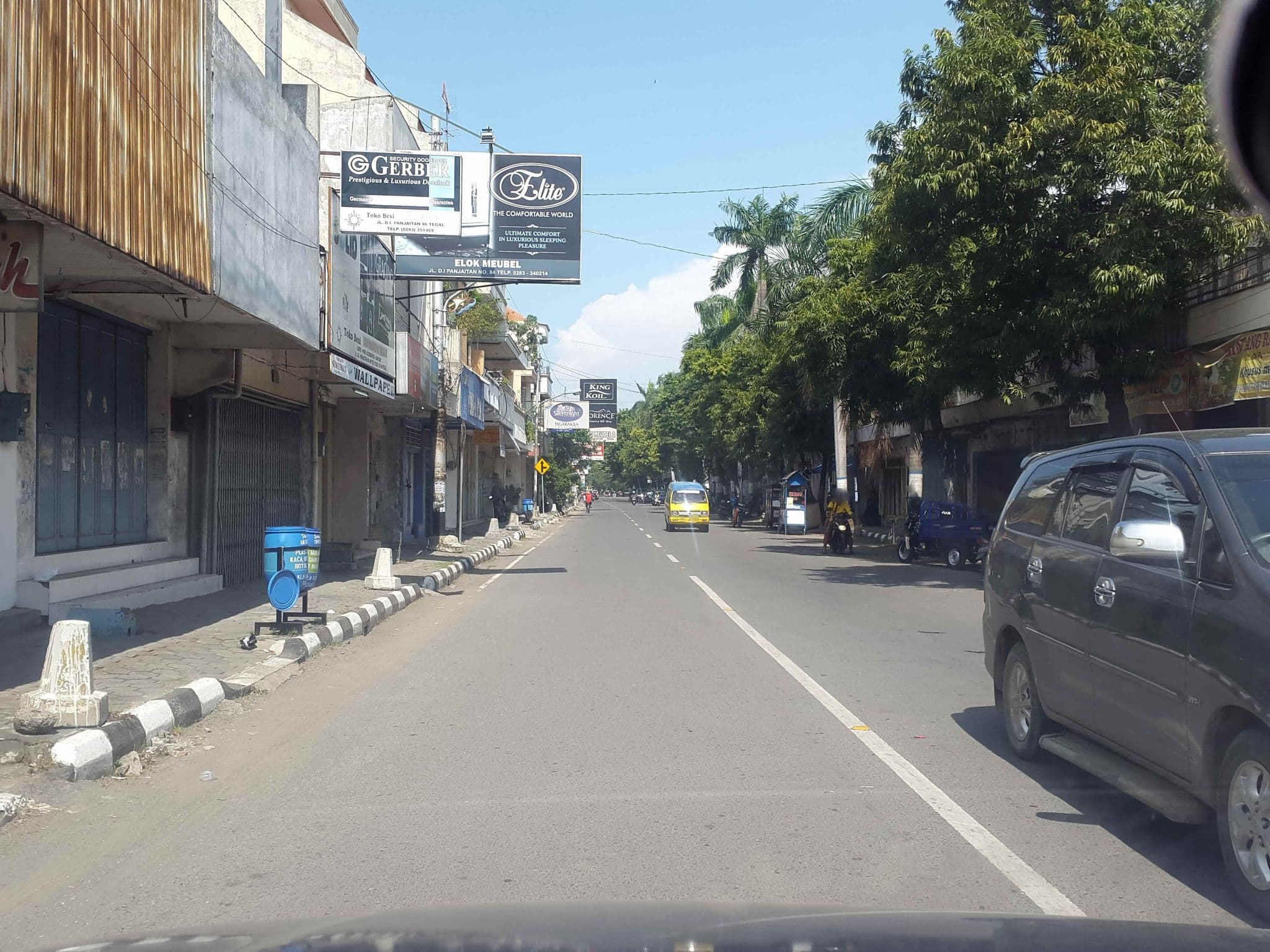 Street view near Rietz Hotel, Tegal — © roadroid (CC BY-SA · Mapillary)