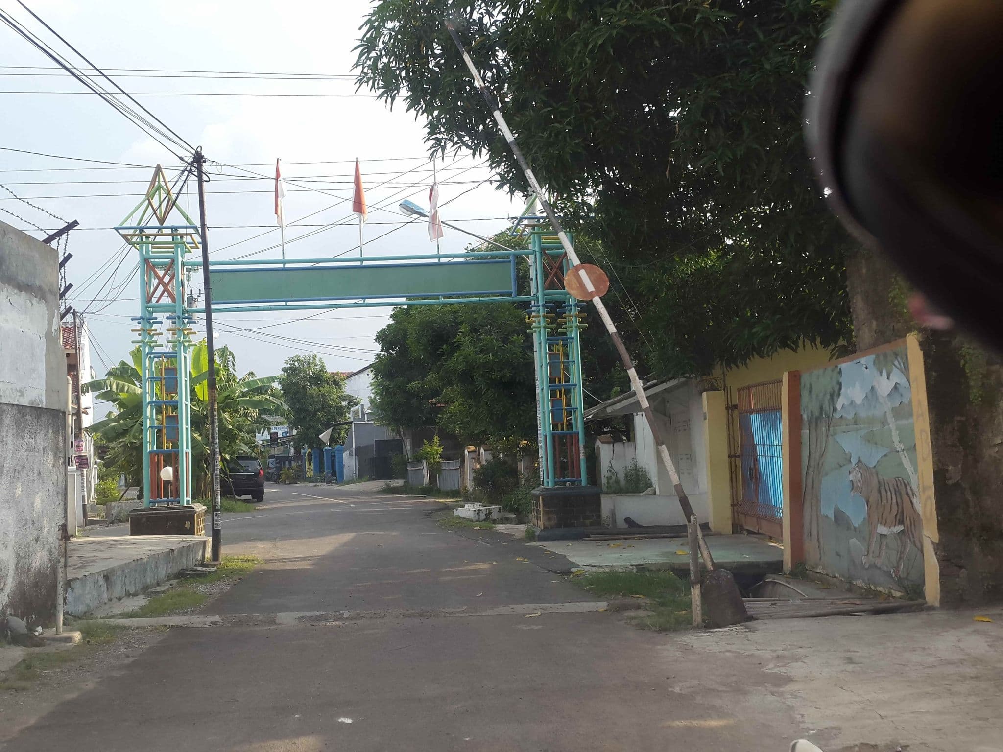 Street view near RedDoorz near GOR Wisanggeni, Tegal — © roadroid (CC BY-SA · Mapillary)