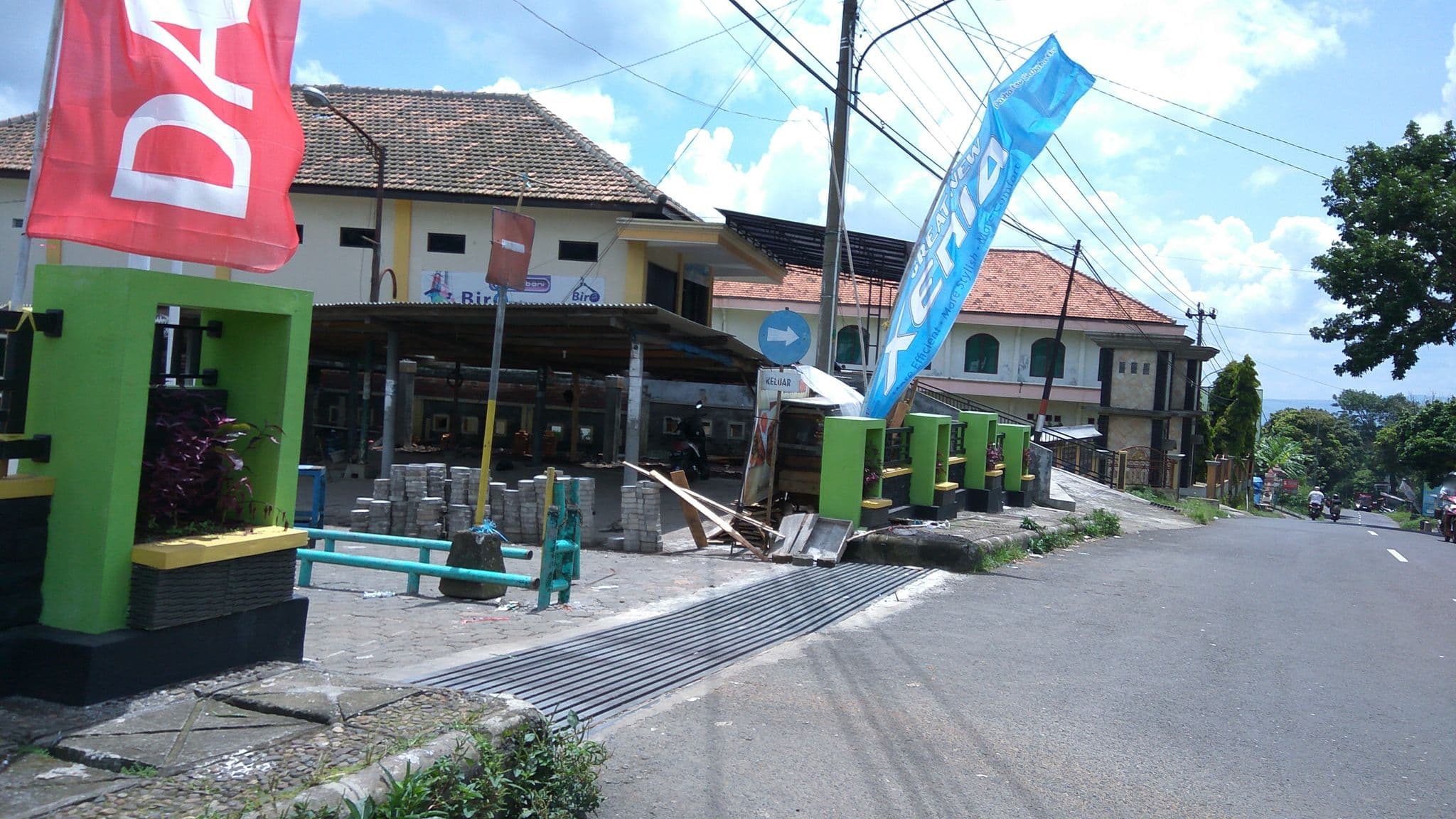 Street view near Blue Sapphire Villa, Ambarawa — © arizalkawamuna (CC BY-SA · Mapillary)