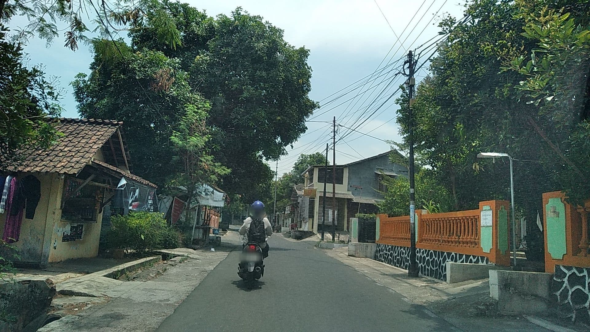 Street view near Hotel Lestari Jember, Semarang — © roadroid (CC BY-SA · Mapillary)