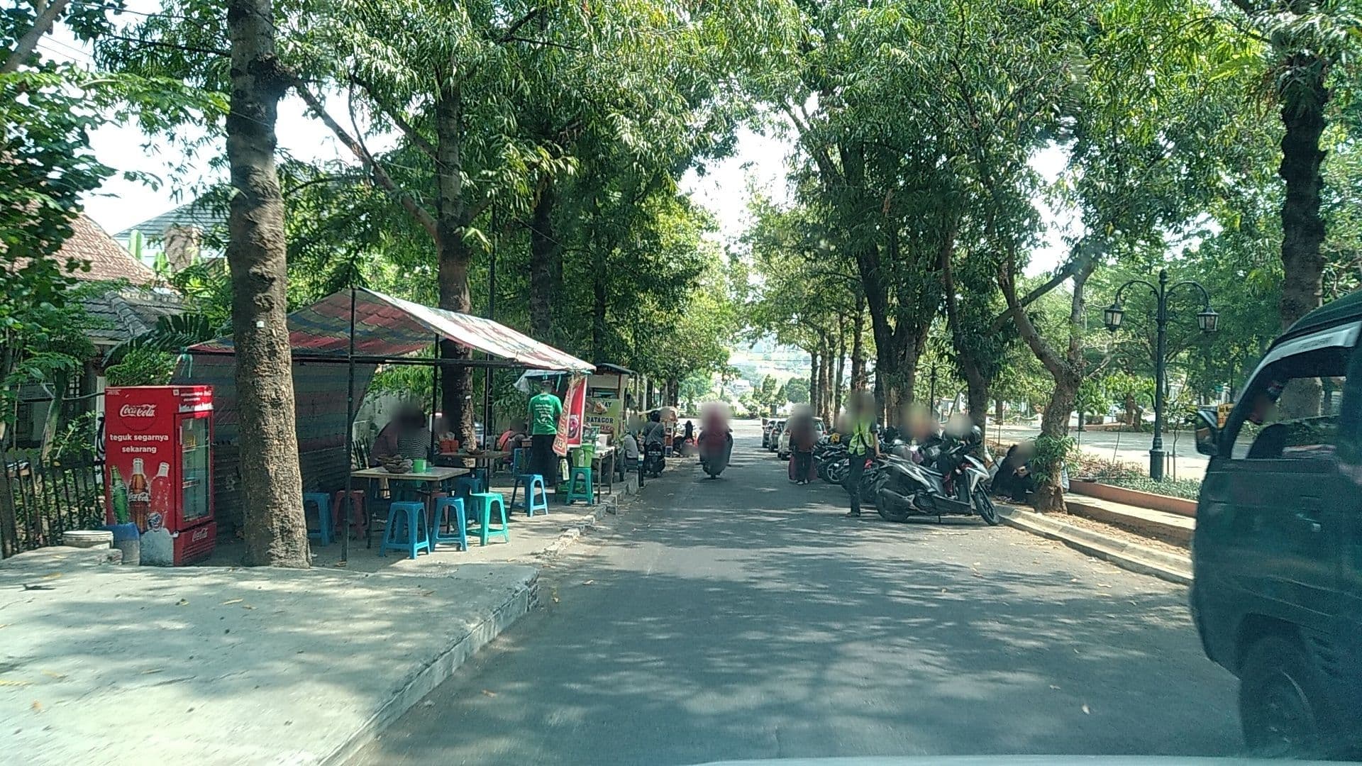 Street view near Grand Candi, Semarang — © roadroid (CC BY-SA · Mapillary)