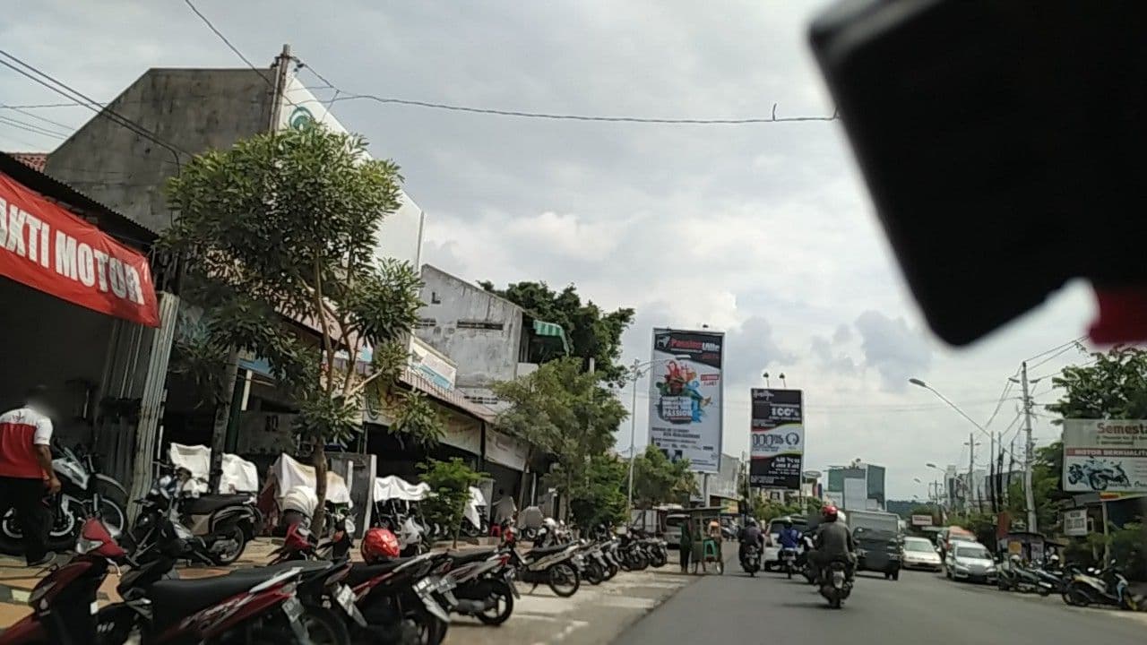 Street view near Ballroom Novotel, Semarang — © medika (CC BY-SA · Mapillary)