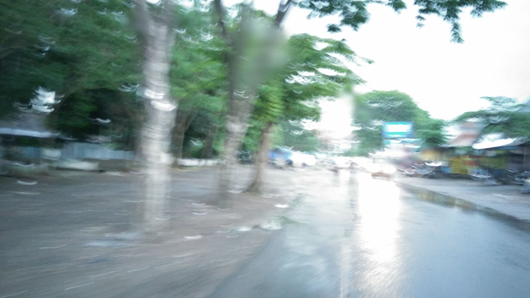Street view near Hotel Santika semarang, Semarang — © arizalkawamuna (CC BY-SA · Mapillary)